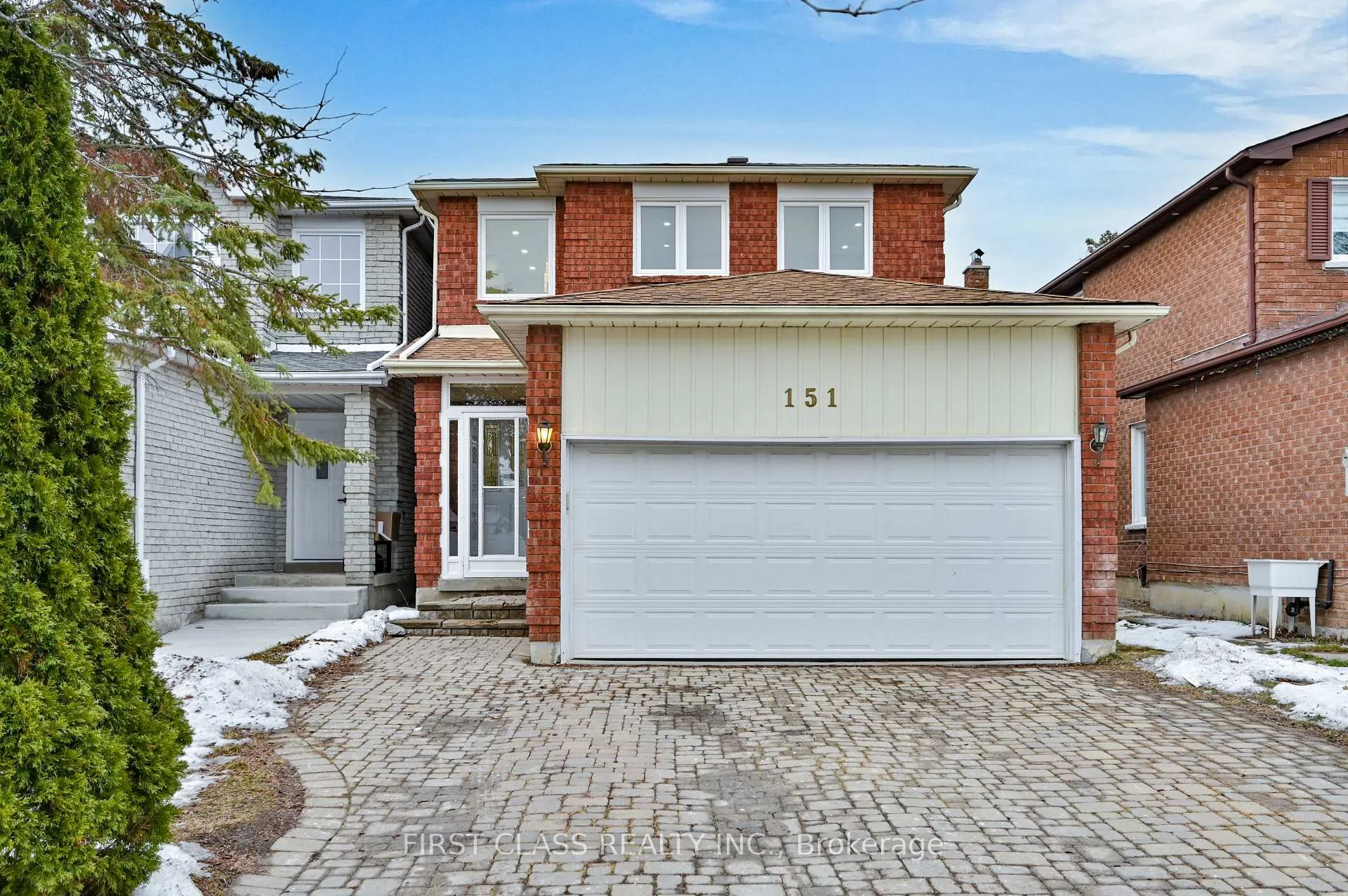 Photo 3 of 151 Stather Crescent, Markham, Milliken Mills East — HOMEH