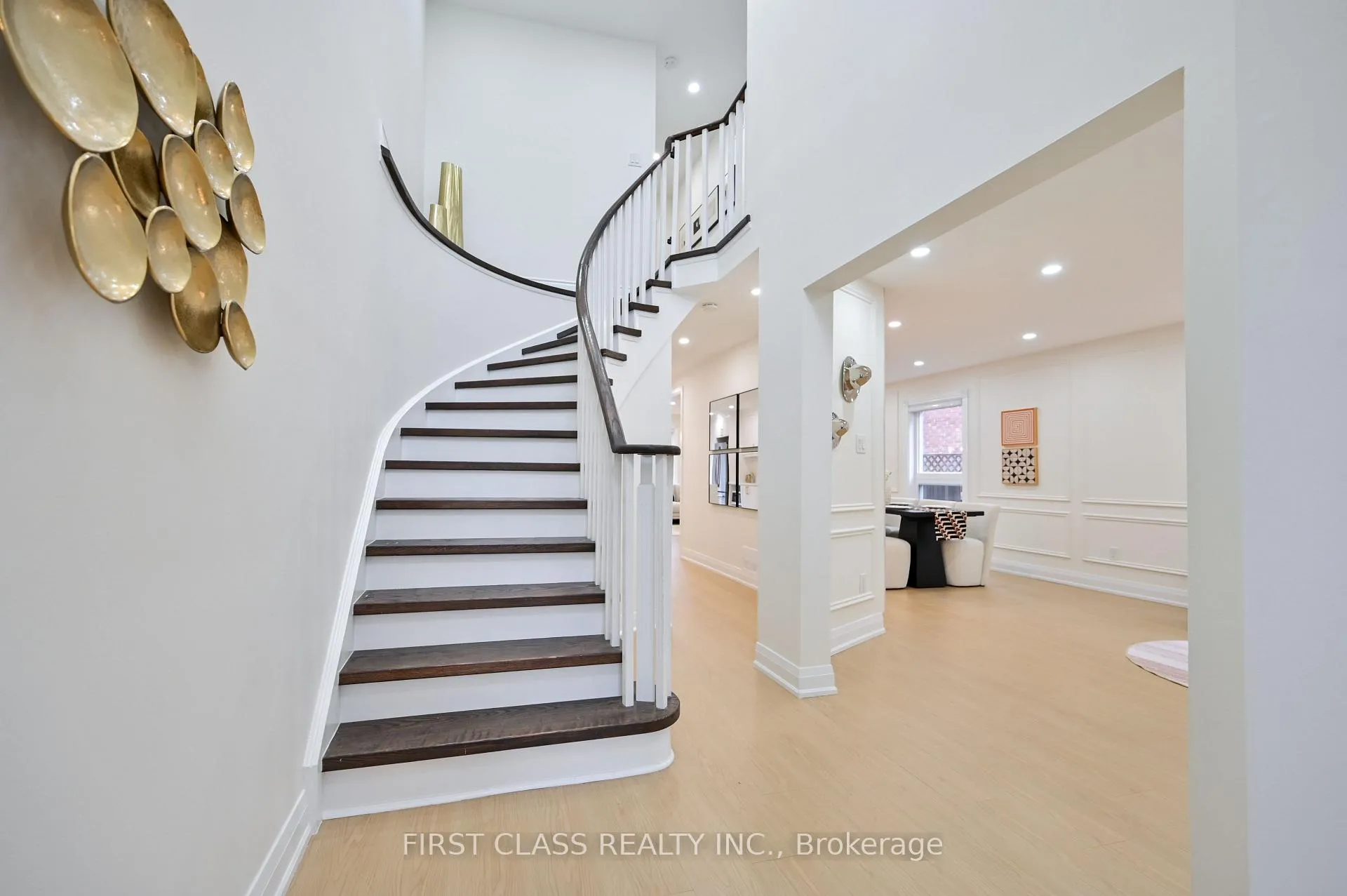 Photo 5 of 151 Stather Crescent, Markham, Milliken Mills East — HOMEH