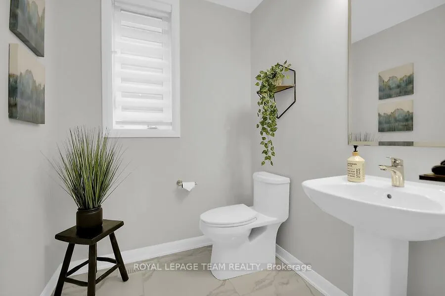 Photo 8 of 36 Conch Way, Ottawa, Mahogany Community — HOMEH