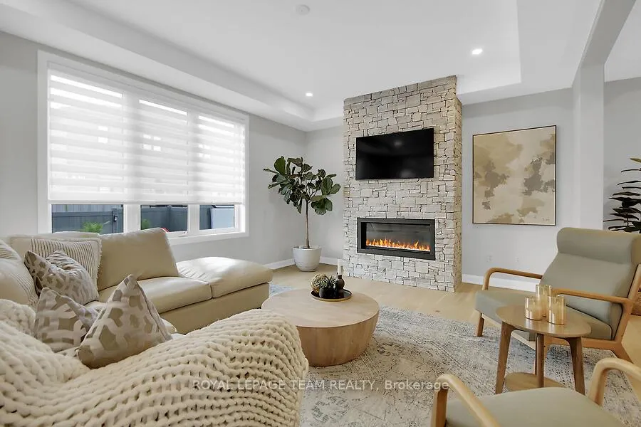 Photo 12 of 36 Conch Way, Ottawa, Mahogany Community — HOMEH