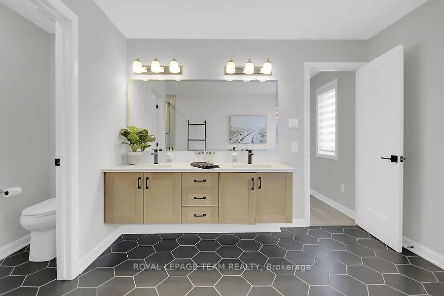 Photo 26 of 36 Conch Way, Ottawa, Mahogany Community — HOMEH