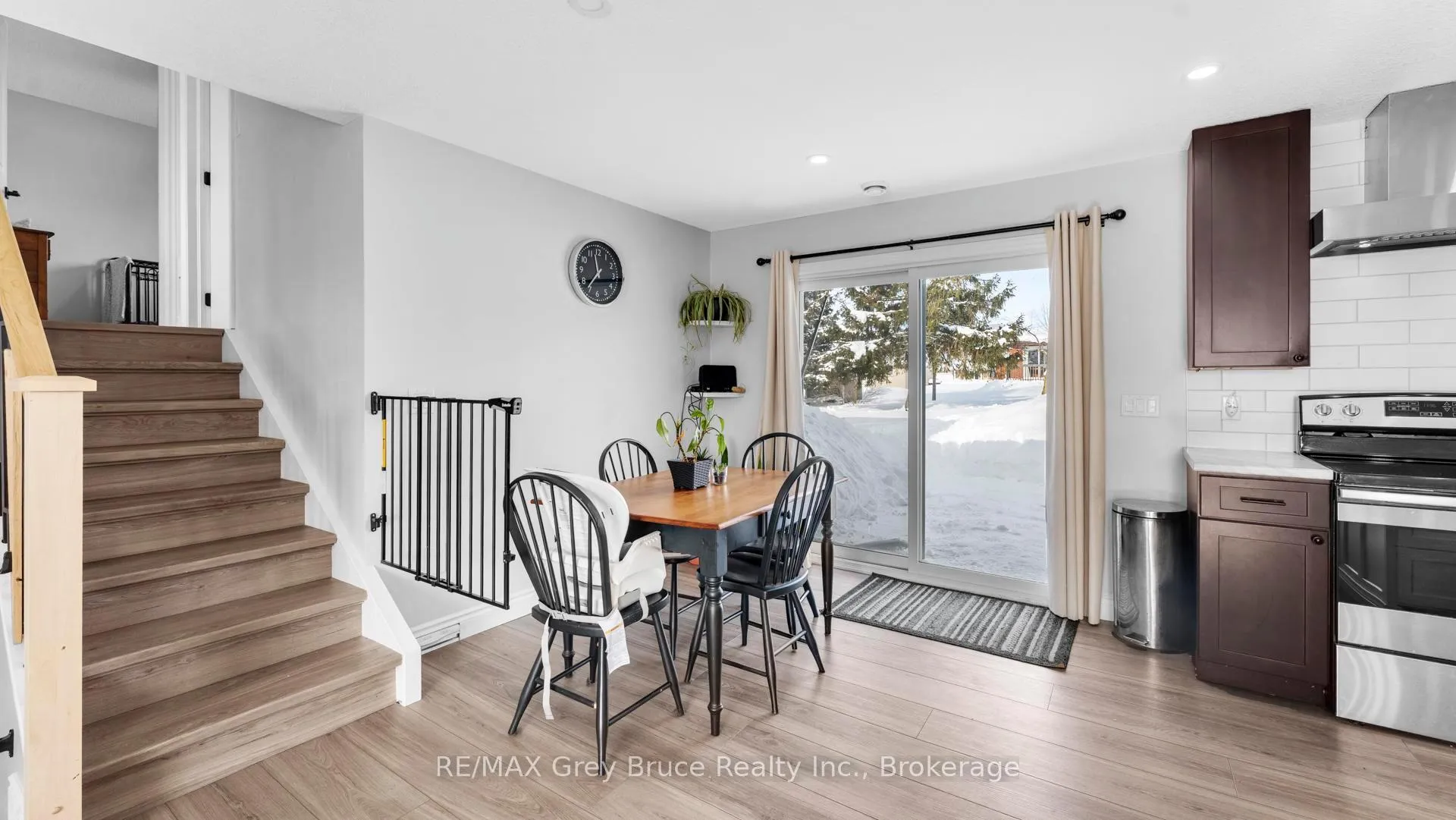 Photo 13 of 17 Bradley Street, Arran-Elderslie — HOMEH