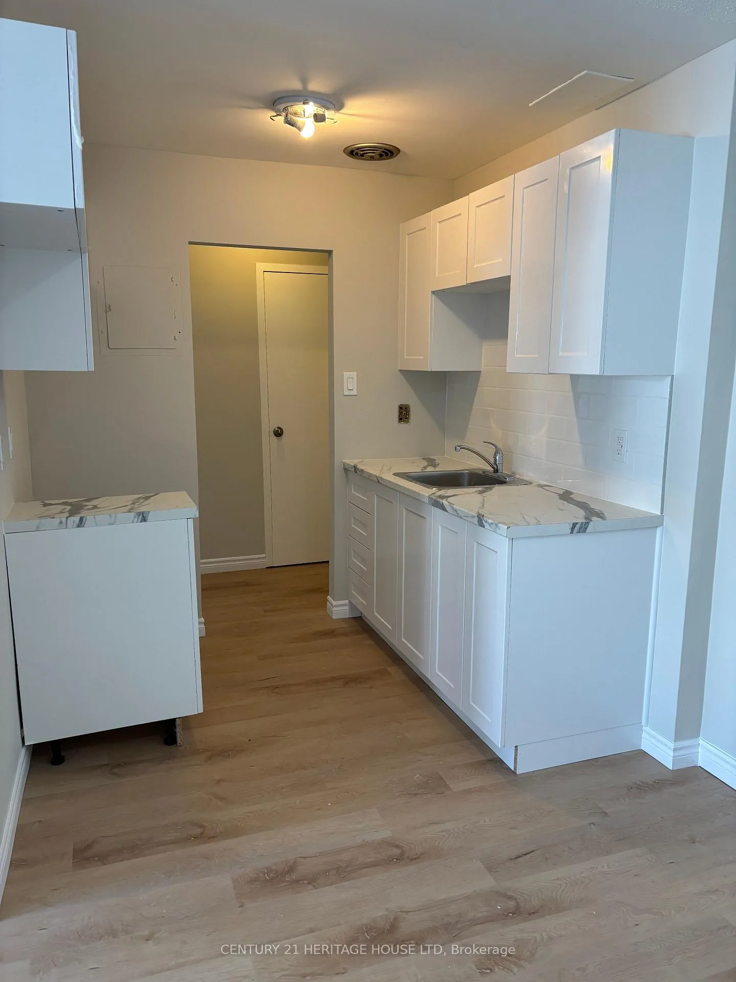 Photo 4 of Unit 109, 31 Parkside Drive S, St. Thomas — HOMEH
