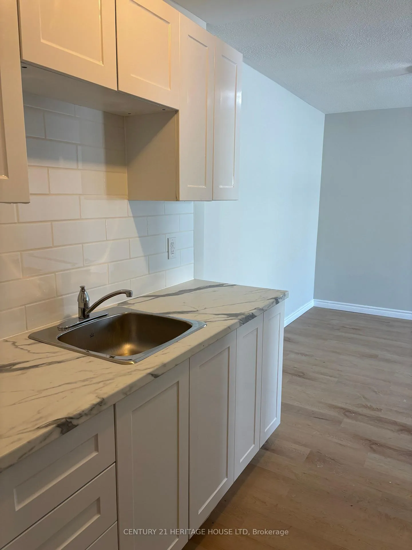 Photo 5 of Unit 109, 31 Parkside Drive S, St. Thomas — HOMEH