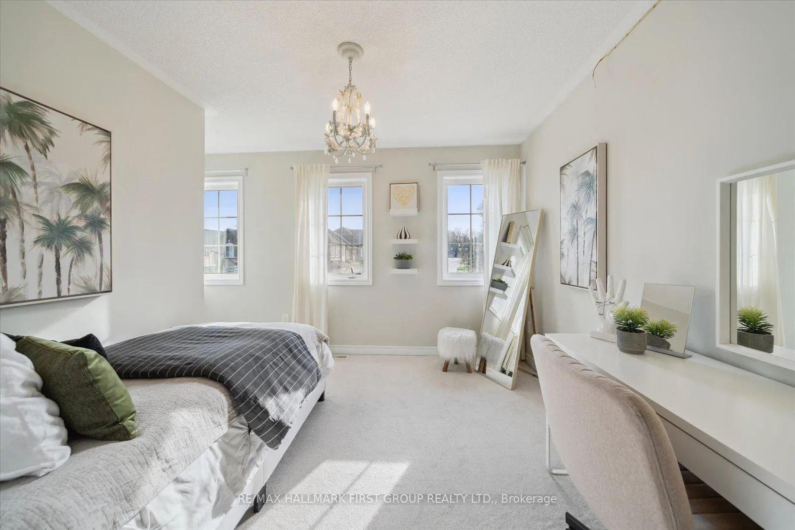 Photo 25 of 62 Bignell Crescent, Ajax, Northeast Ajax — HOMEH