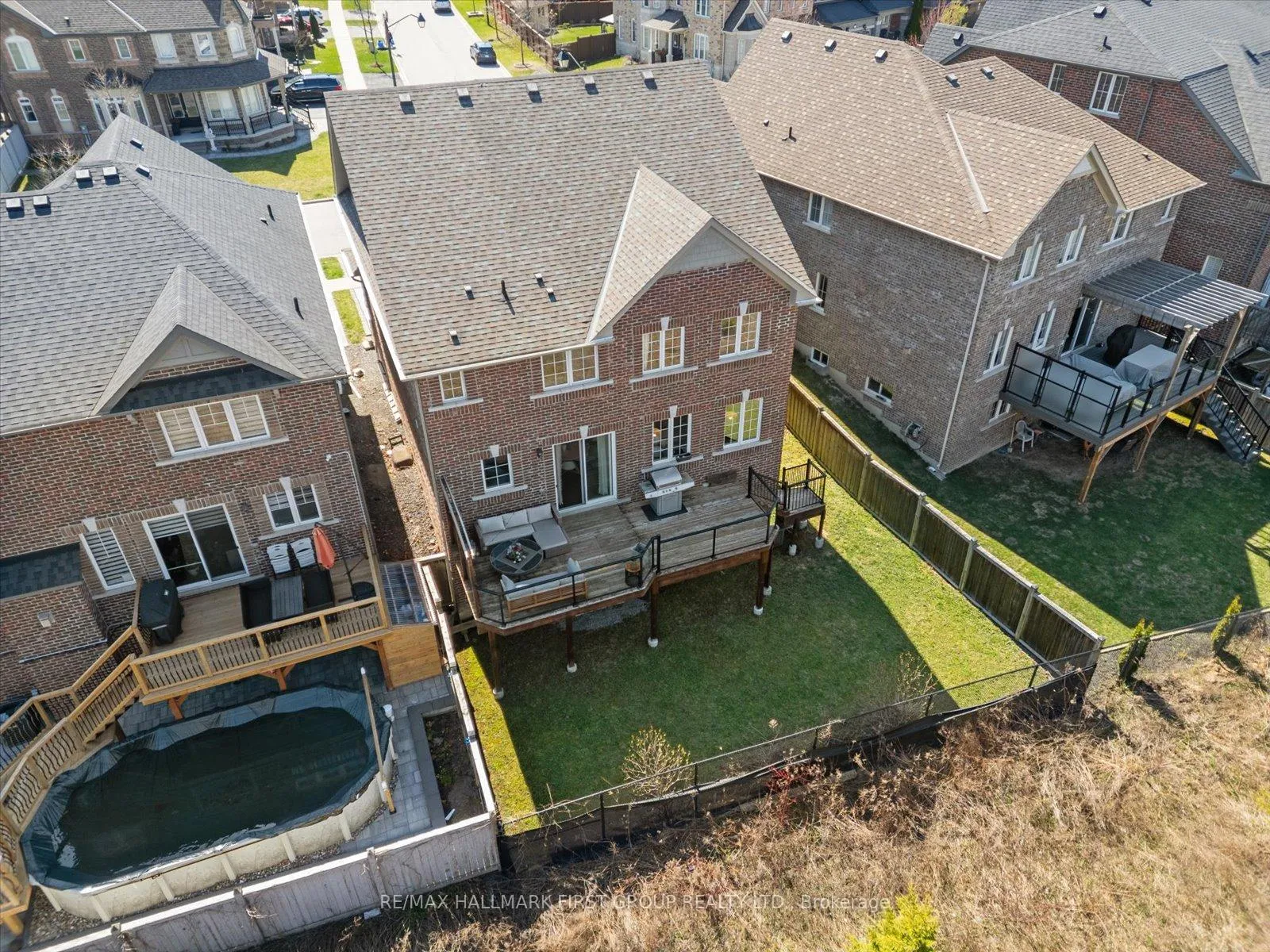 Photo 35 of 62 Bignell Crescent, Ajax, Northeast Ajax — HOMEH