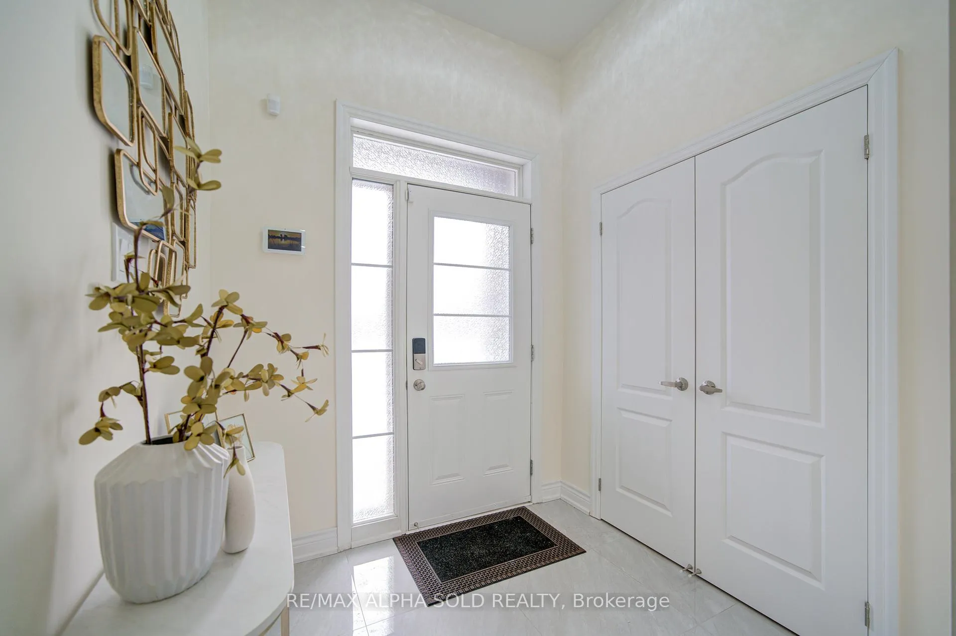 Photo 4 of 391 Fred Mclaren Boulevard, Markham, Wismer — HOMEH