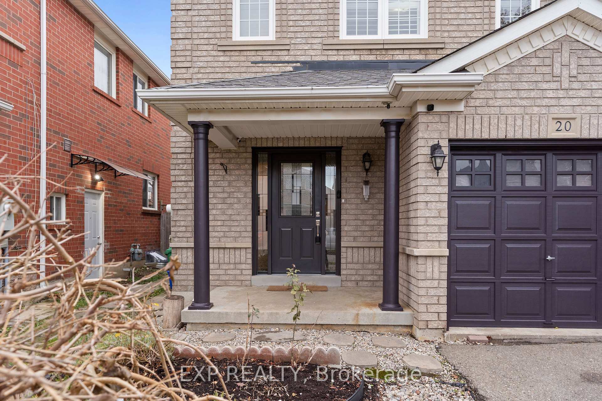 Photo 3 of 20 Trudelle Crescent, Brampton, Fletcher's Meadow — HOMEH
