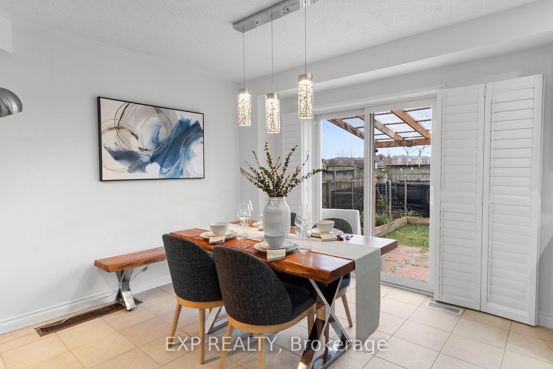 Photo 12 of 20 Trudelle Crescent, Brampton, Fletcher's Meadow — HOMEH
