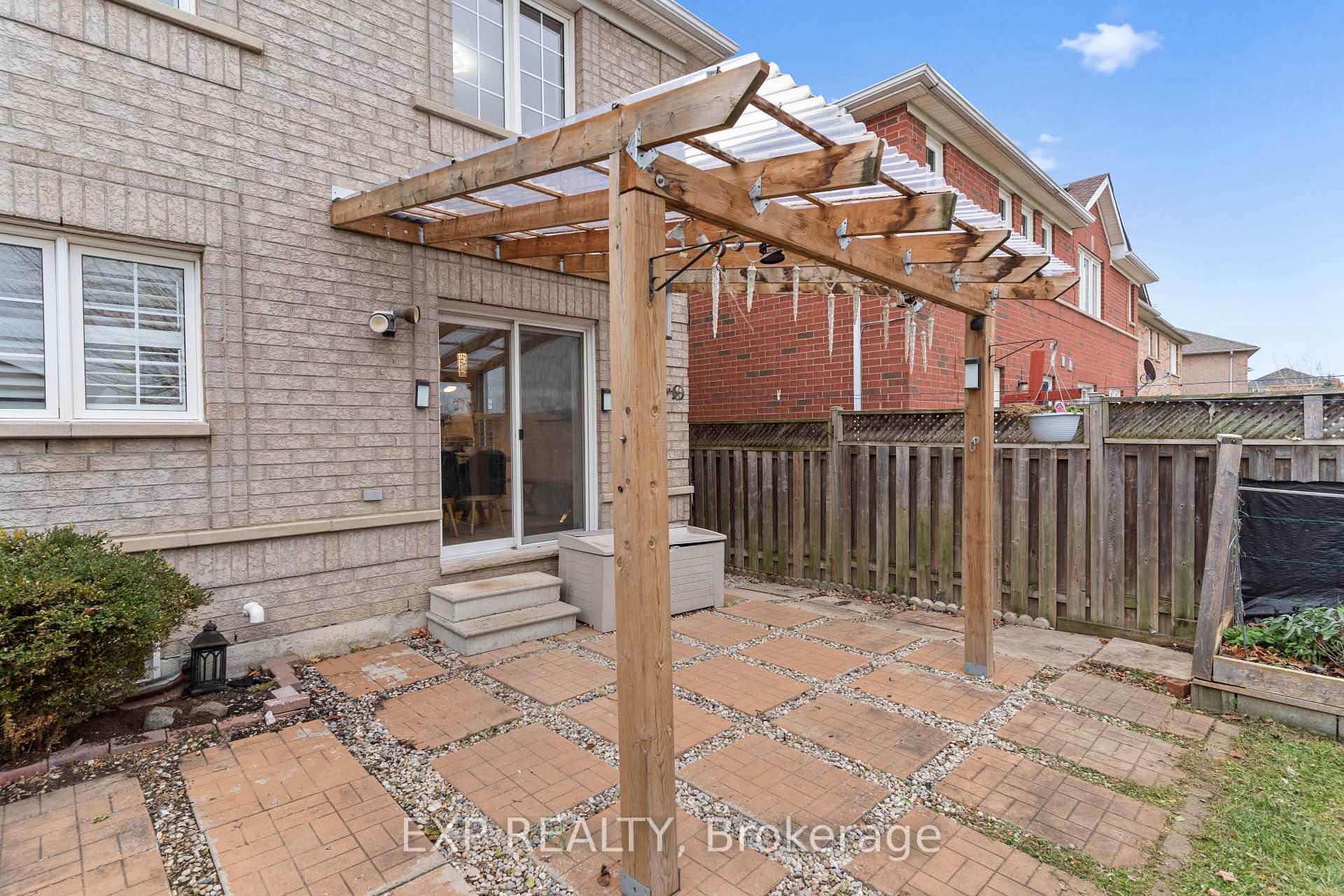Photo 42 of 20 Trudelle Crescent, Brampton, Fletcher's Meadow — HOMEH