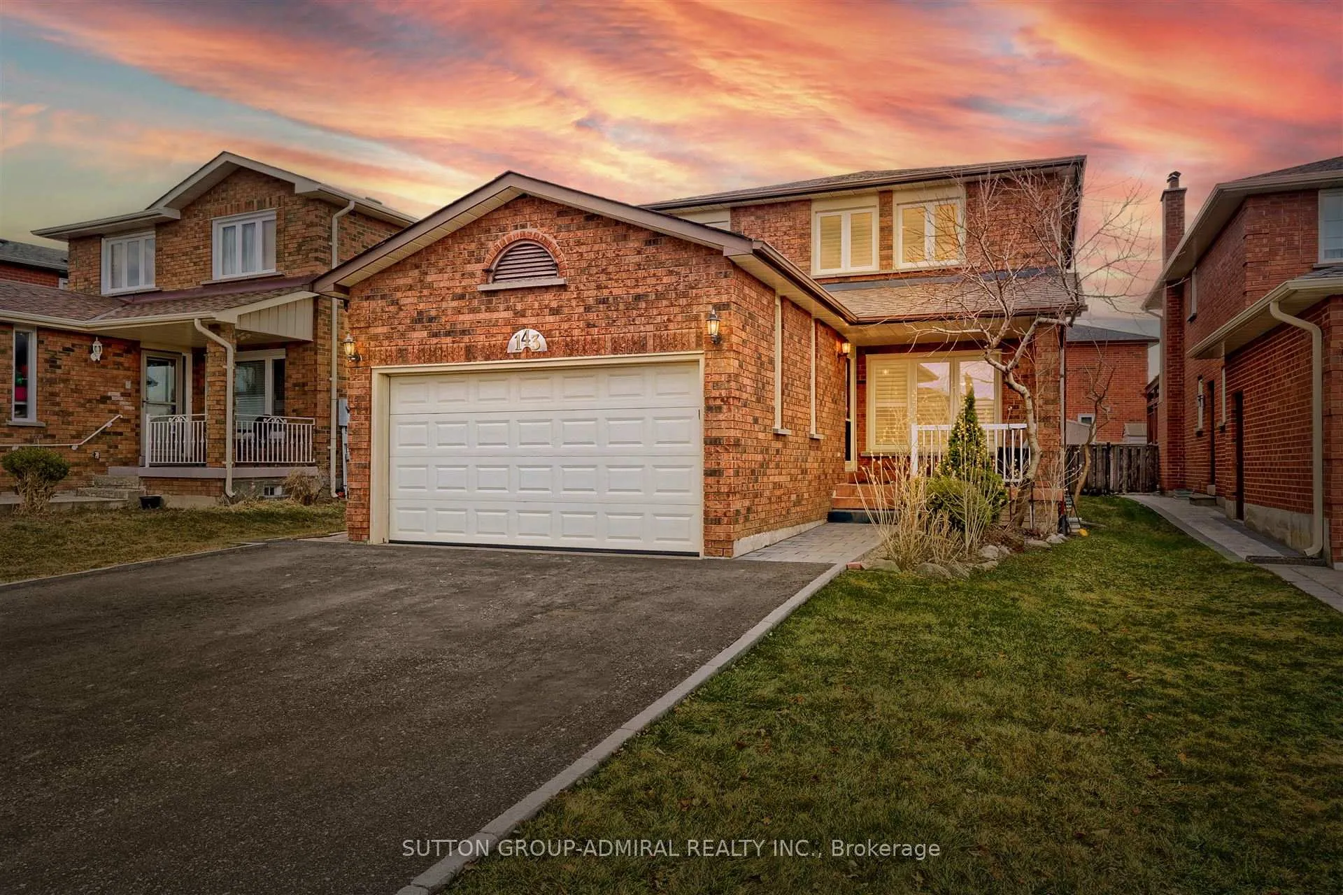 Photo 1 of 143 Adrianno Crescent, Vaughan, East Woodbridge — HOMEH