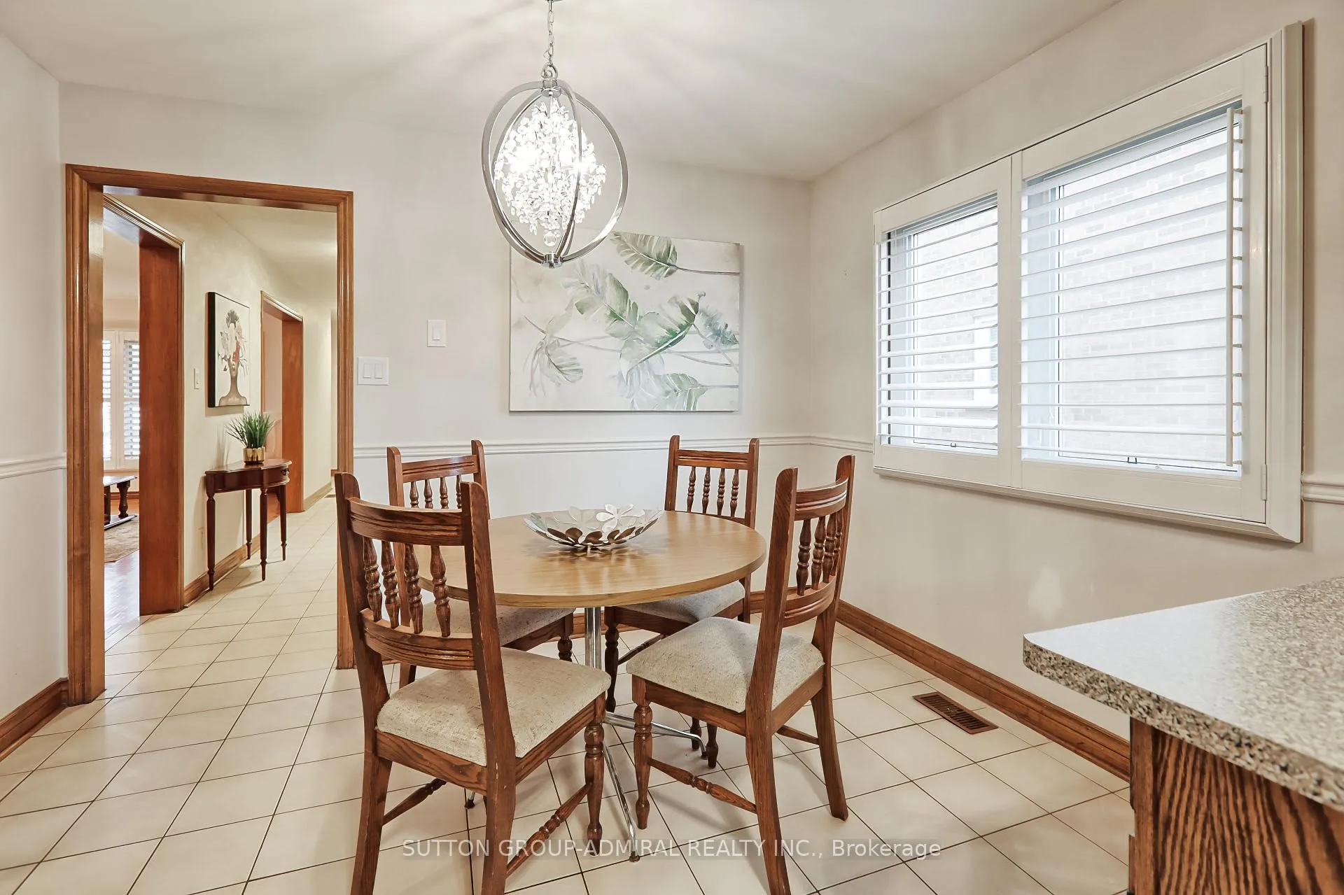 Photo 15 of 143 Adrianno Crescent, Vaughan, East Woodbridge — HOMEH