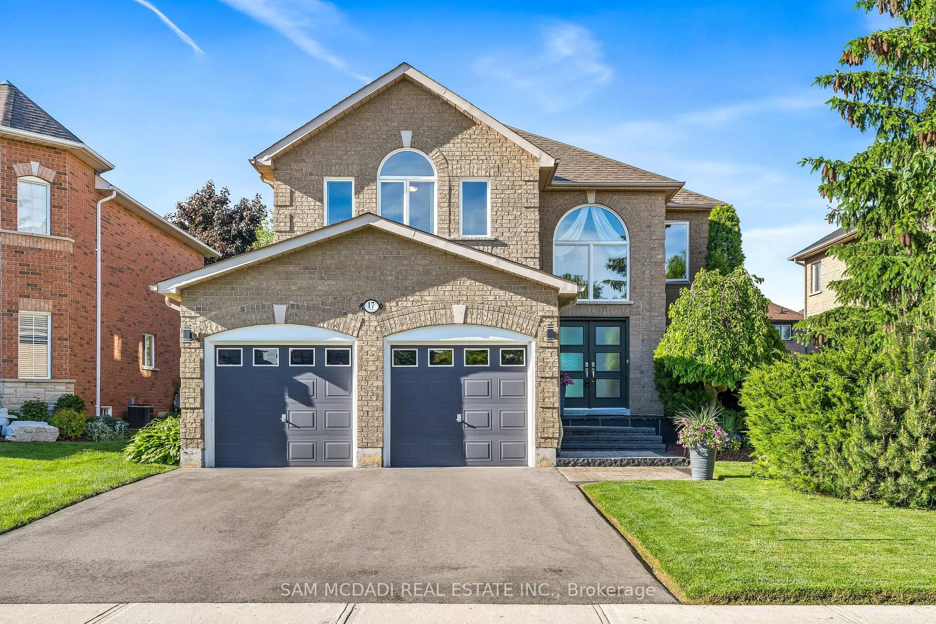 Photo 1 of 17 Robinson Road, Halton Hills, Georgetown — HOMEH