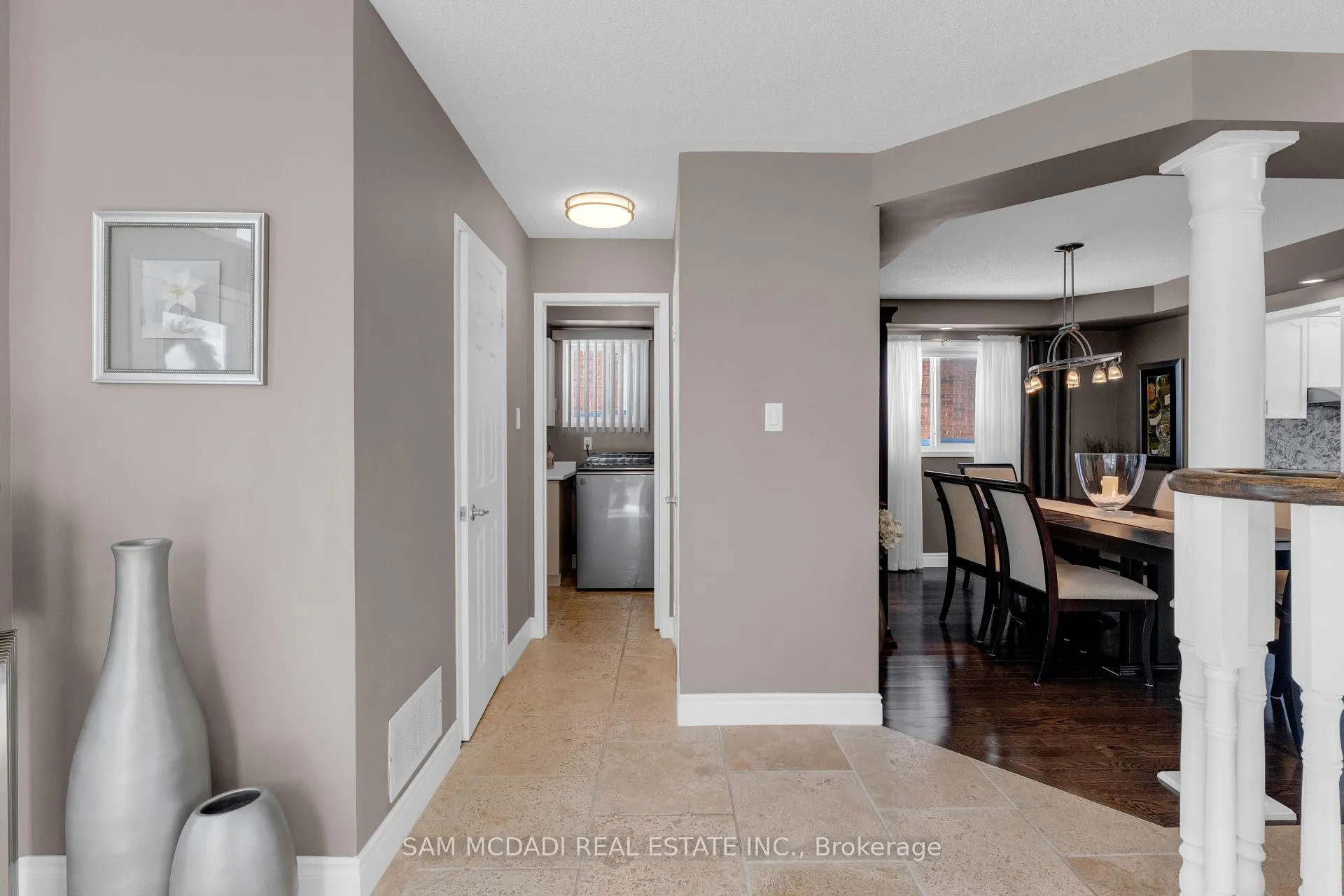 Photo 11 of 17 Robinson Road, Halton Hills, Georgetown — HOMEH