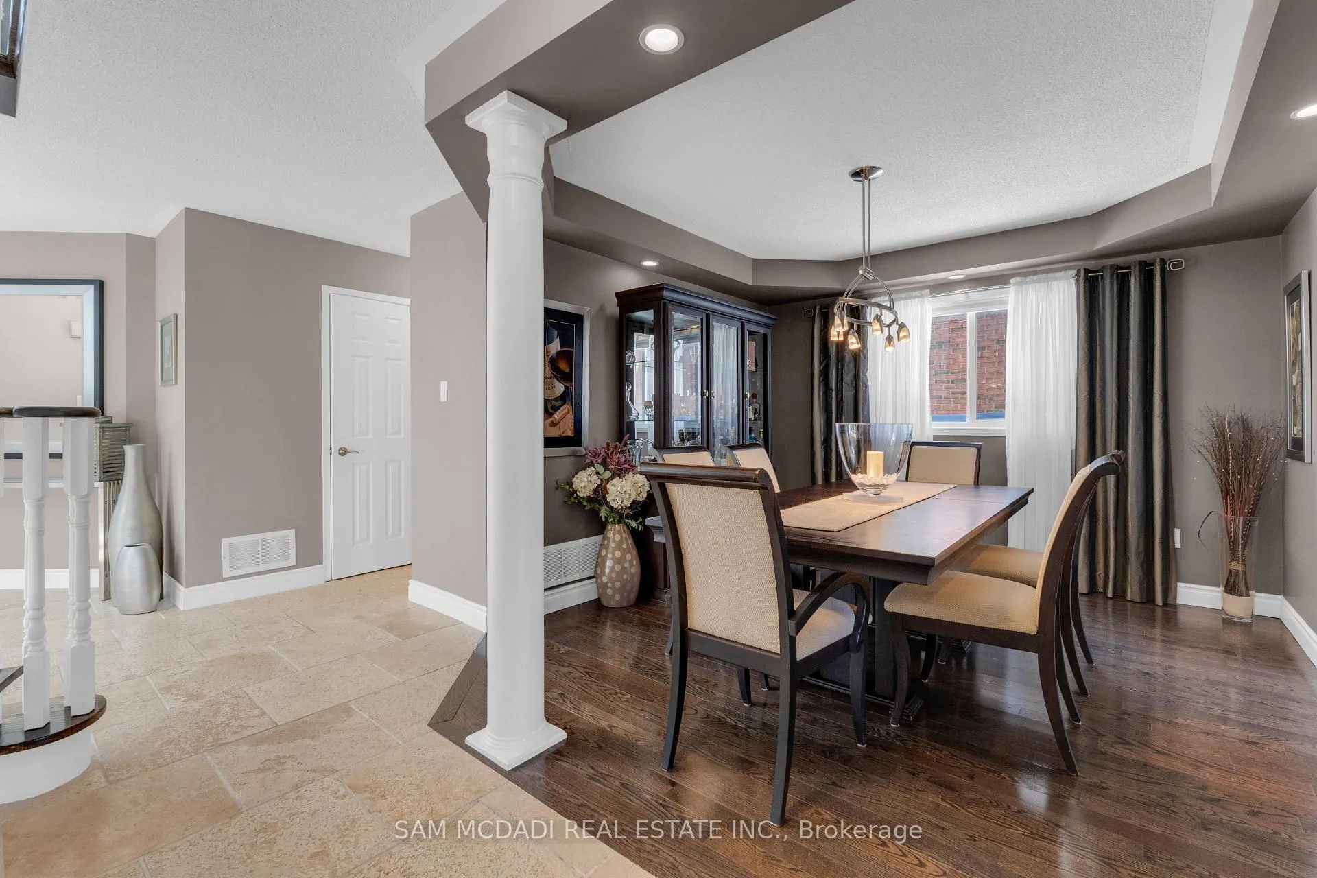 Photo 12 of 17 Robinson Road, Halton Hills, Georgetown — HOMEH