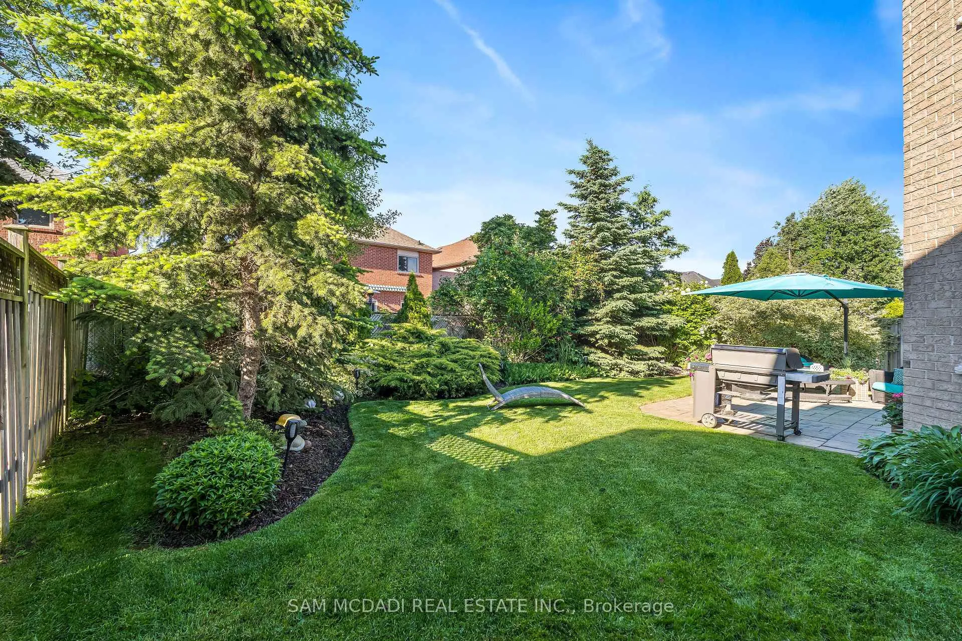 Photo 36 of 17 Robinson Road, Halton Hills, Georgetown — HOMEH