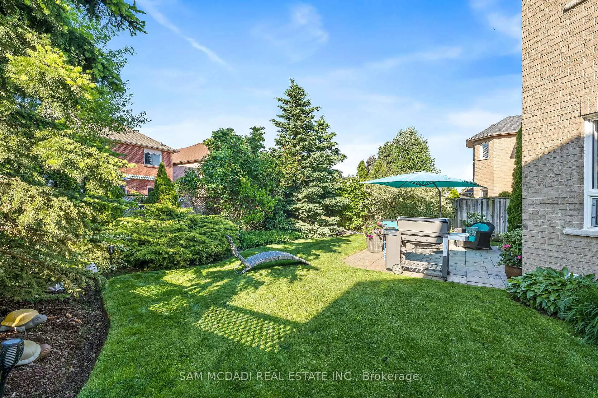 Photo 37 of 17 Robinson Road, Halton Hills, Georgetown — HOMEH