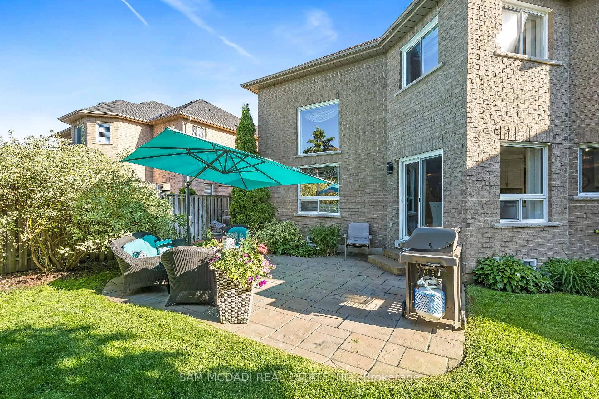 Photo 38 of 17 Robinson Road, Halton Hills, Georgetown — HOMEH