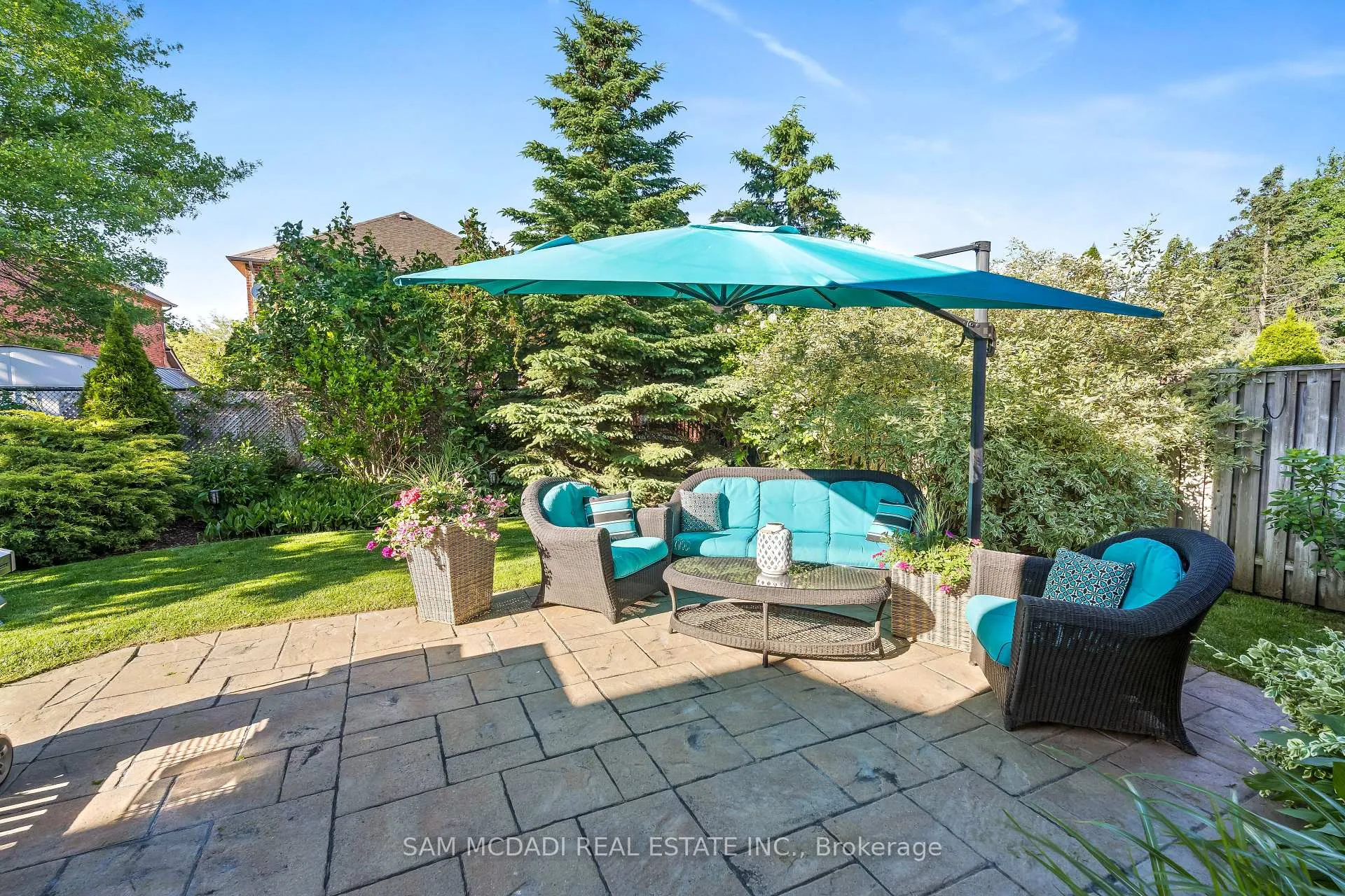 Photo 39 of 17 Robinson Road, Halton Hills, Georgetown — HOMEH