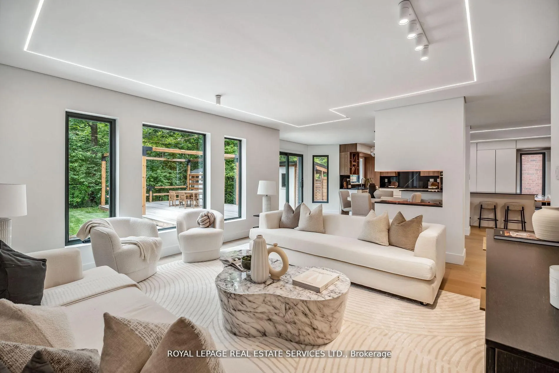 Photo 1 of 1657 Glenvista Drive, Oakville, Joshua Creek — HOMEH