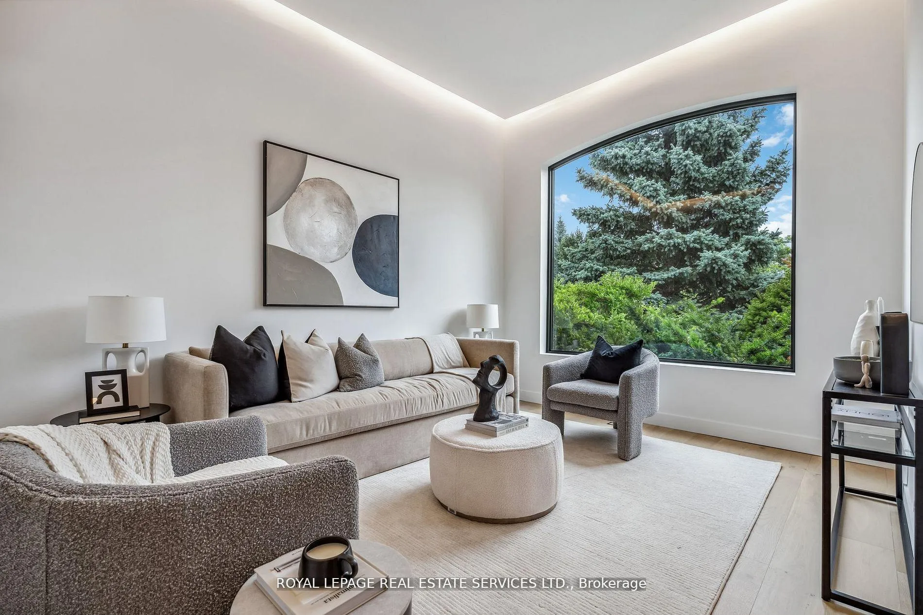 Photo 5 of 1657 Glenvista Drive, Oakville, Joshua Creek — HOMEH