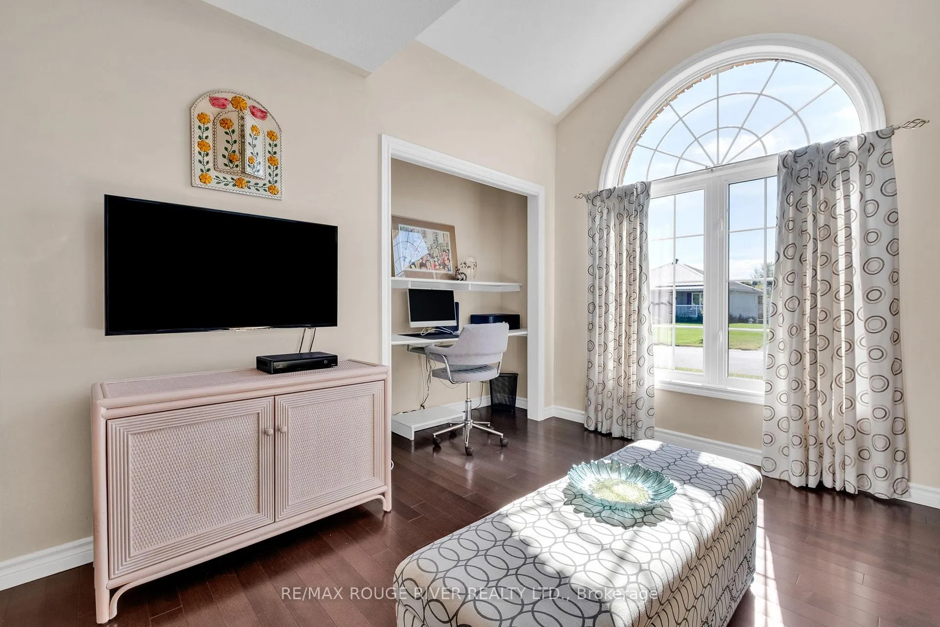Photo 12 of 2 Beacon Drive, Brighton — HOMEH