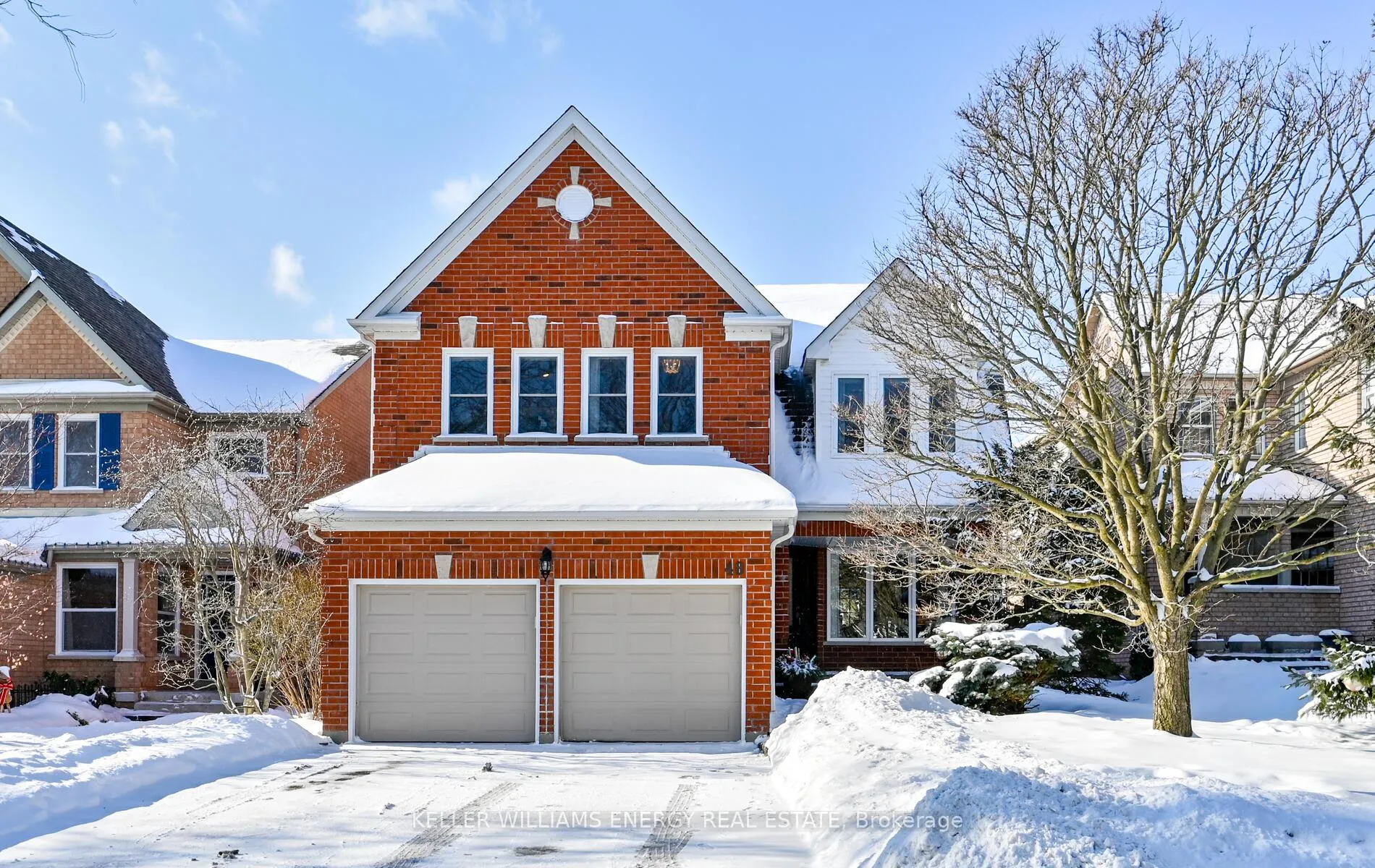 Photo 1 of 48 Wetherburn Drive, Whitby, Williamsburg — HOMEH