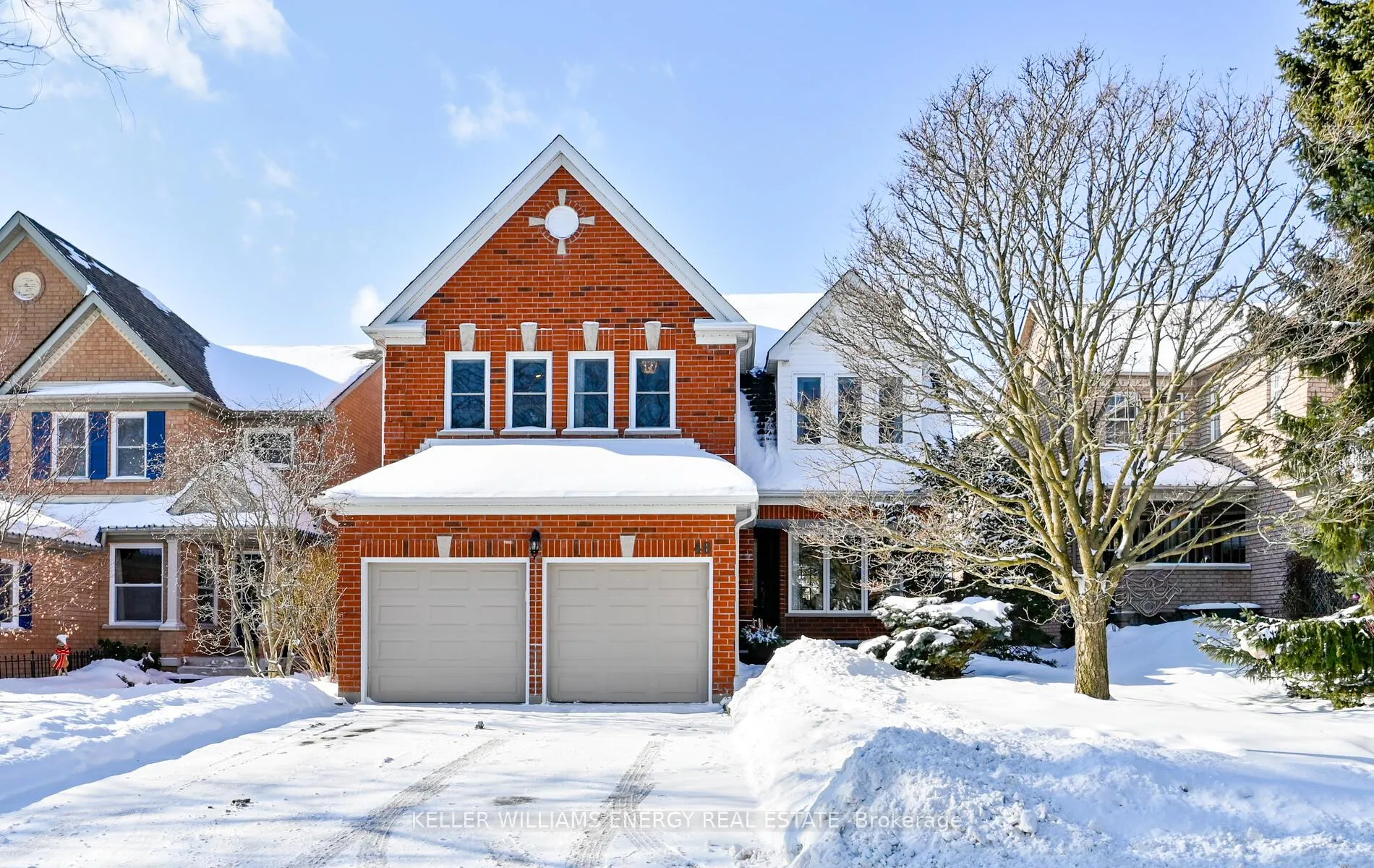 Photo 2 of 48 Wetherburn Drive, Whitby, Williamsburg — HOMEH