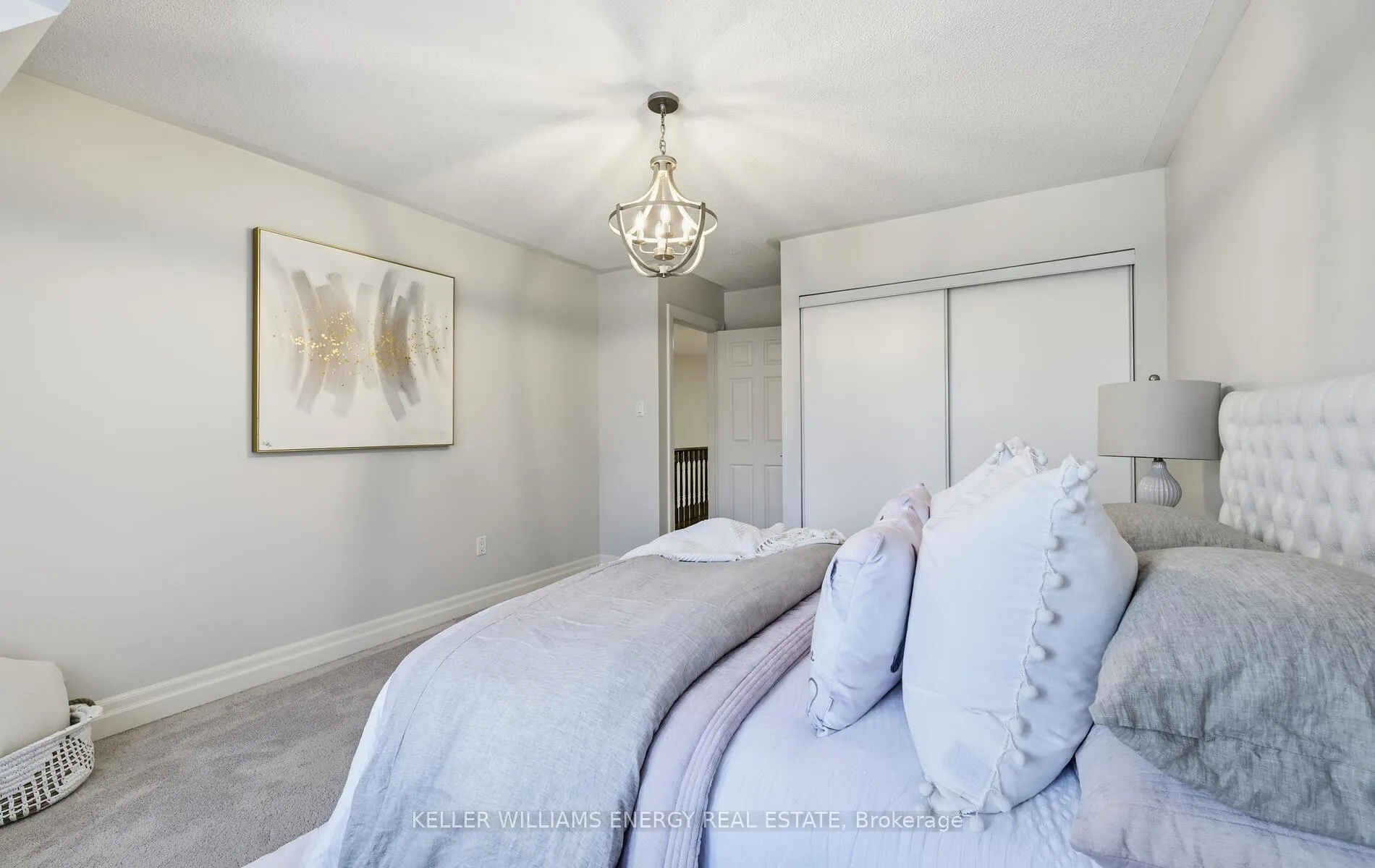 Photo 28 of 48 Wetherburn Drive, Whitby, Williamsburg — HOMEH