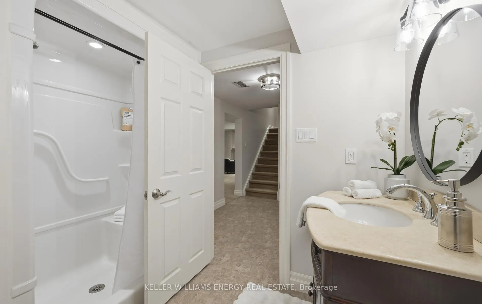 Photo 39 of 48 Wetherburn Drive, Whitby, Williamsburg — HOMEH