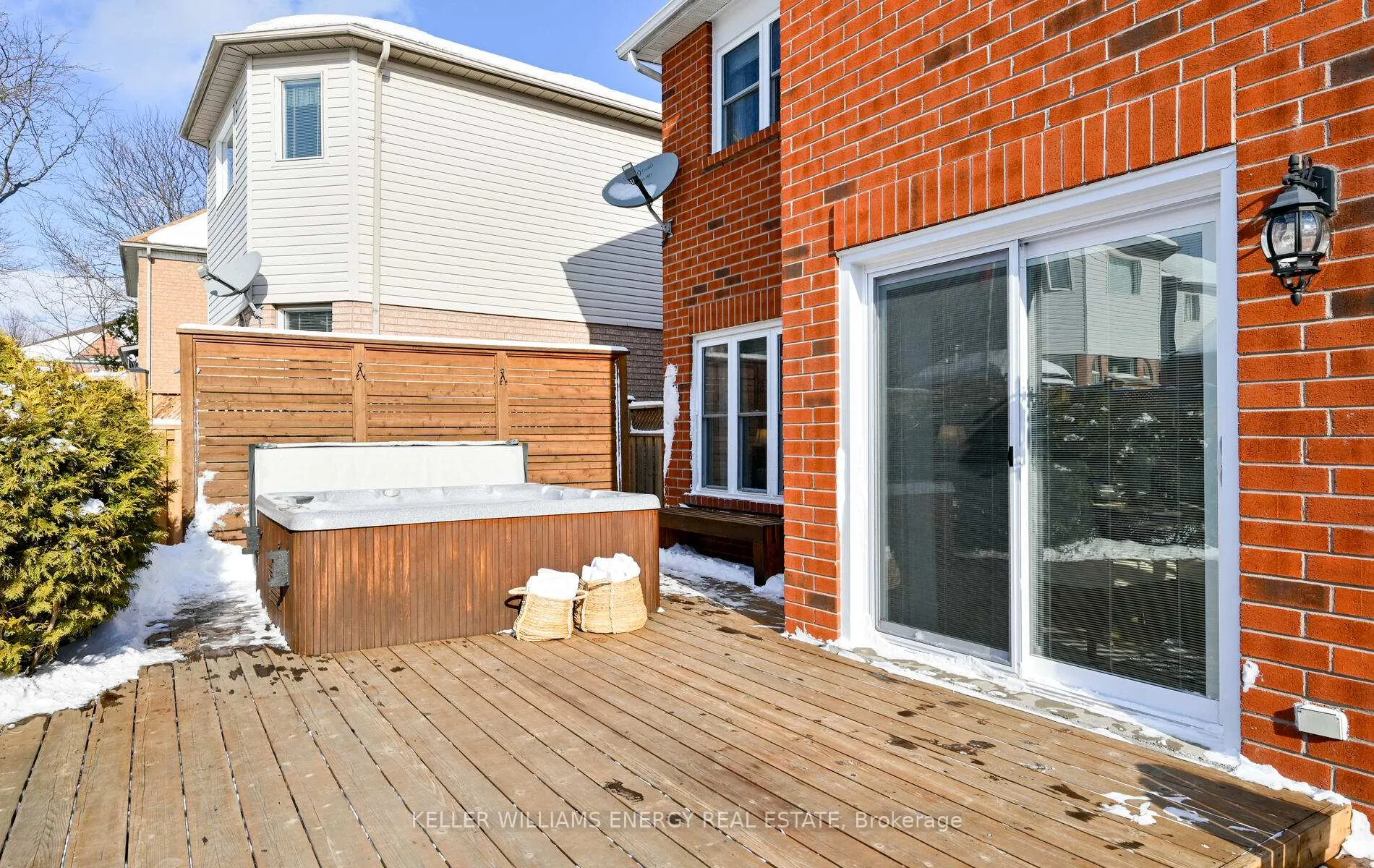 Photo 41 of 48 Wetherburn Drive, Whitby, Williamsburg — HOMEH