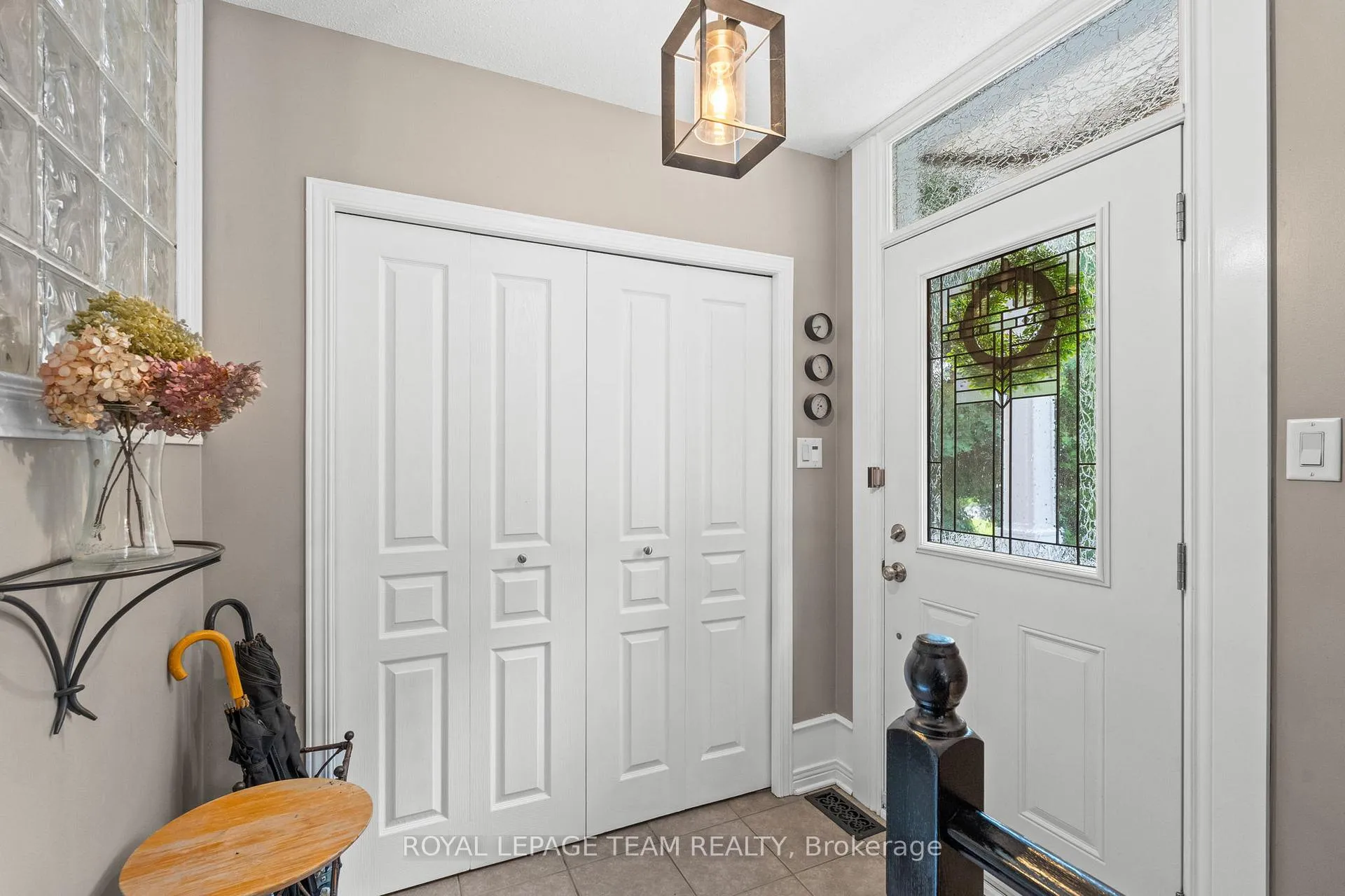 Photo 5 of 48 Colchester Square, Ottawa, Kanata - Beaverbrook — HOMEH