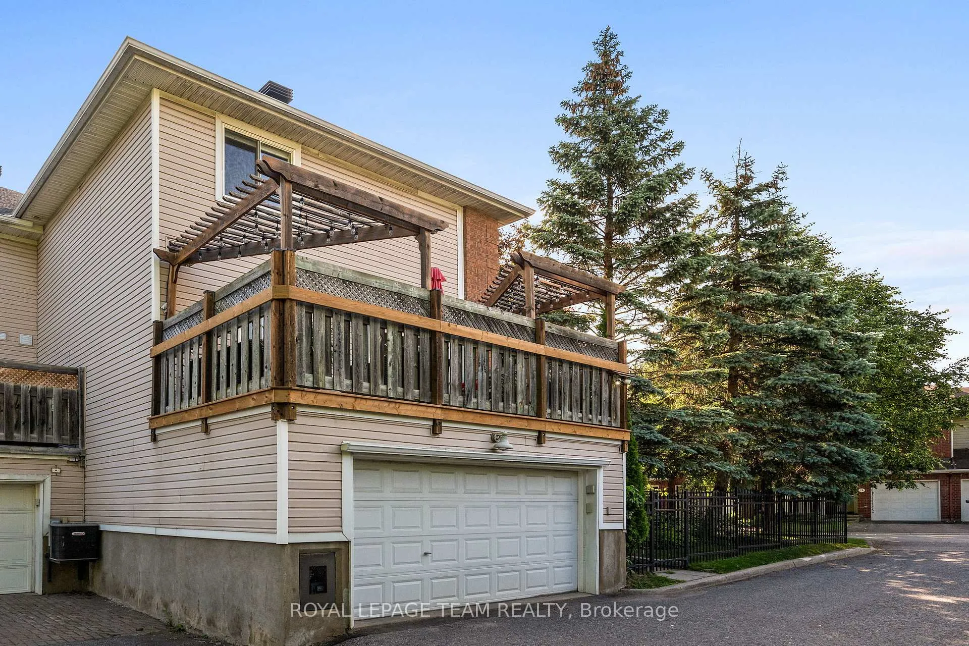 Photo 30 of 48 Colchester Square, Ottawa, Kanata - Beaverbrook — HOMEH