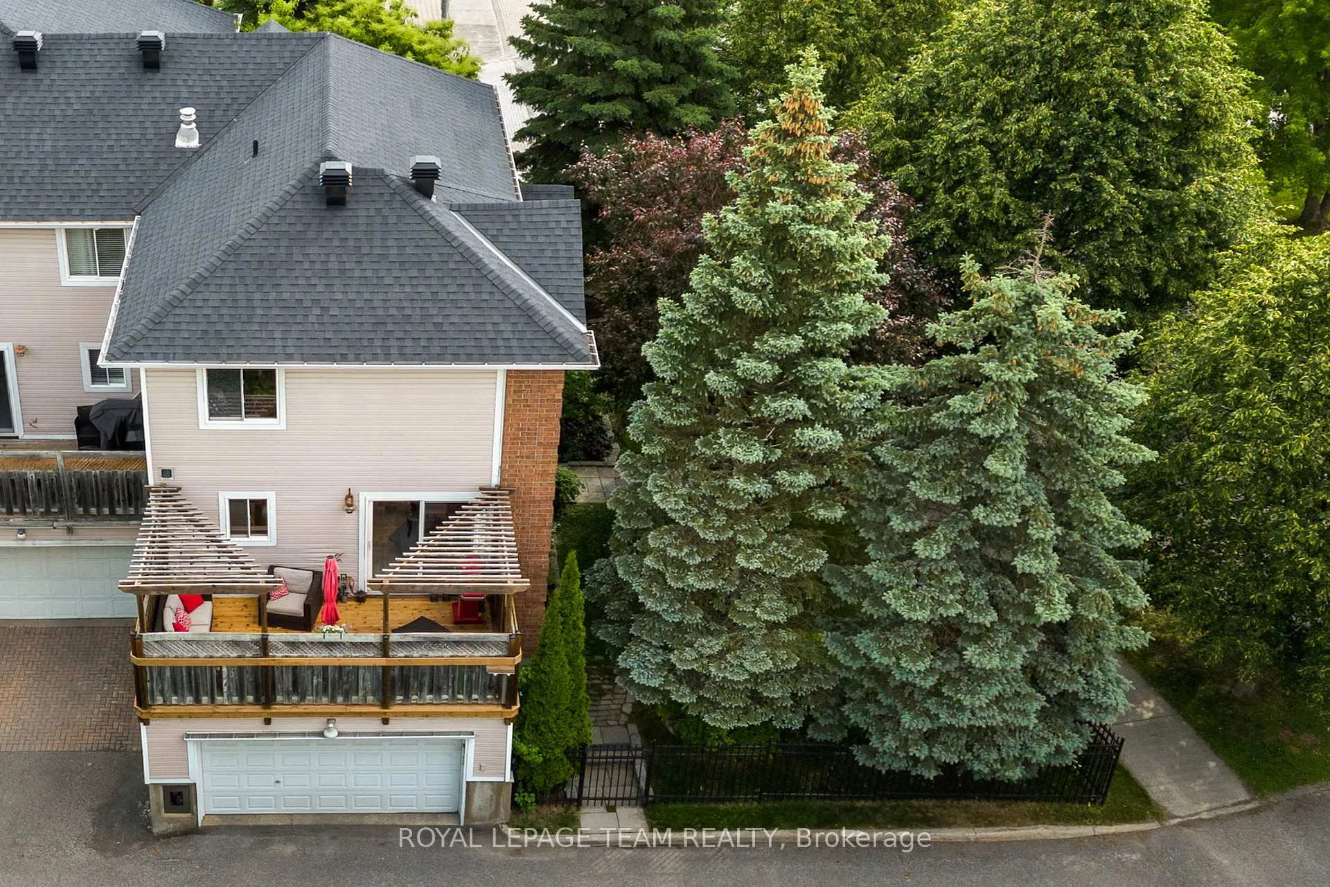 Photo 37 of 48 Colchester Square, Ottawa, Kanata - Beaverbrook — HOMEH