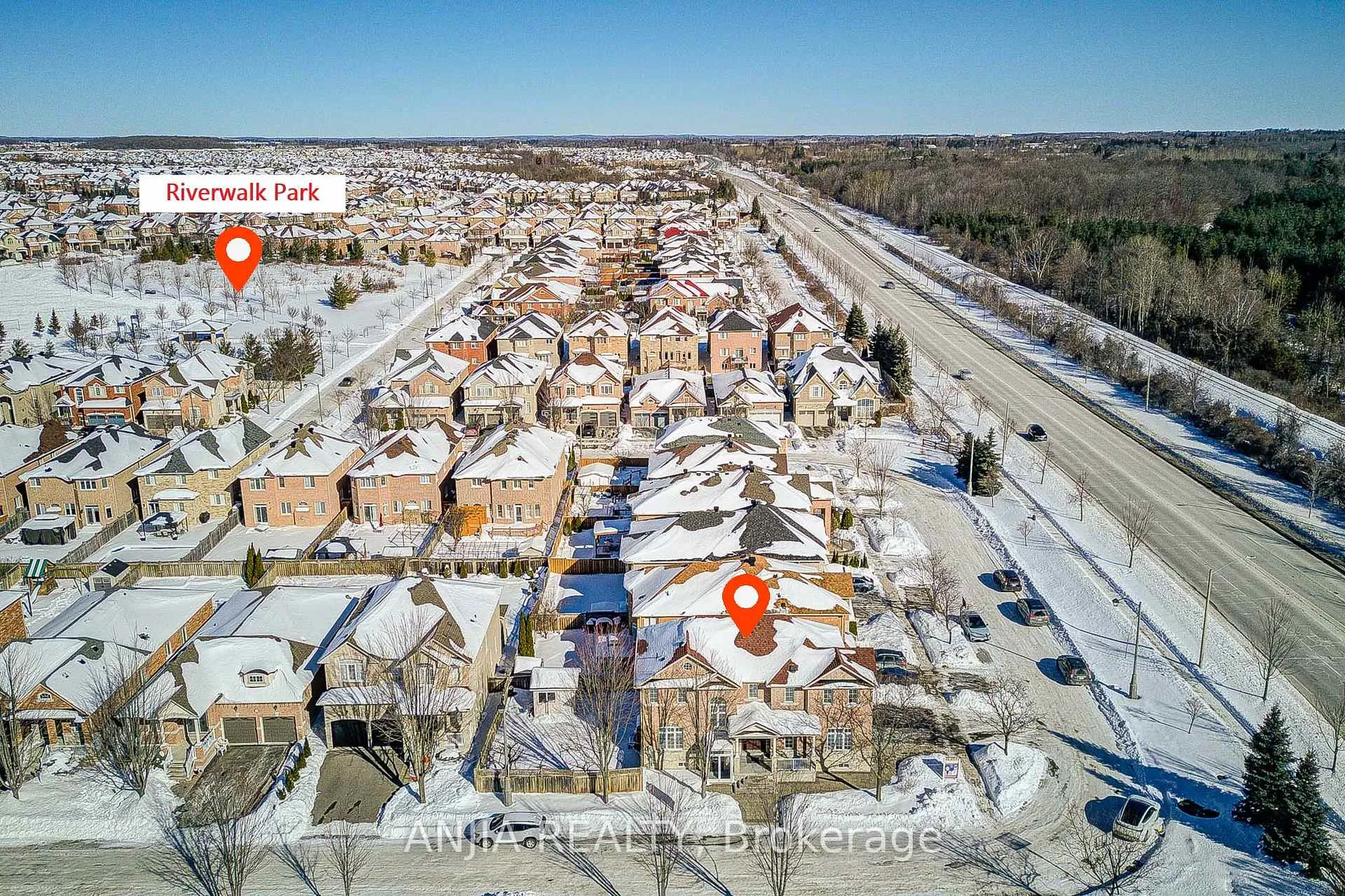 Photo 6 of 42 Reginald Lamb Crescent, Markham, Box Grove — HOMEH
