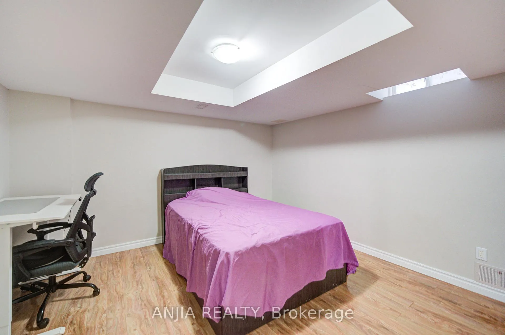 Photo 41 of 42 Reginald Lamb Crescent, Markham, Box Grove — HOMEH