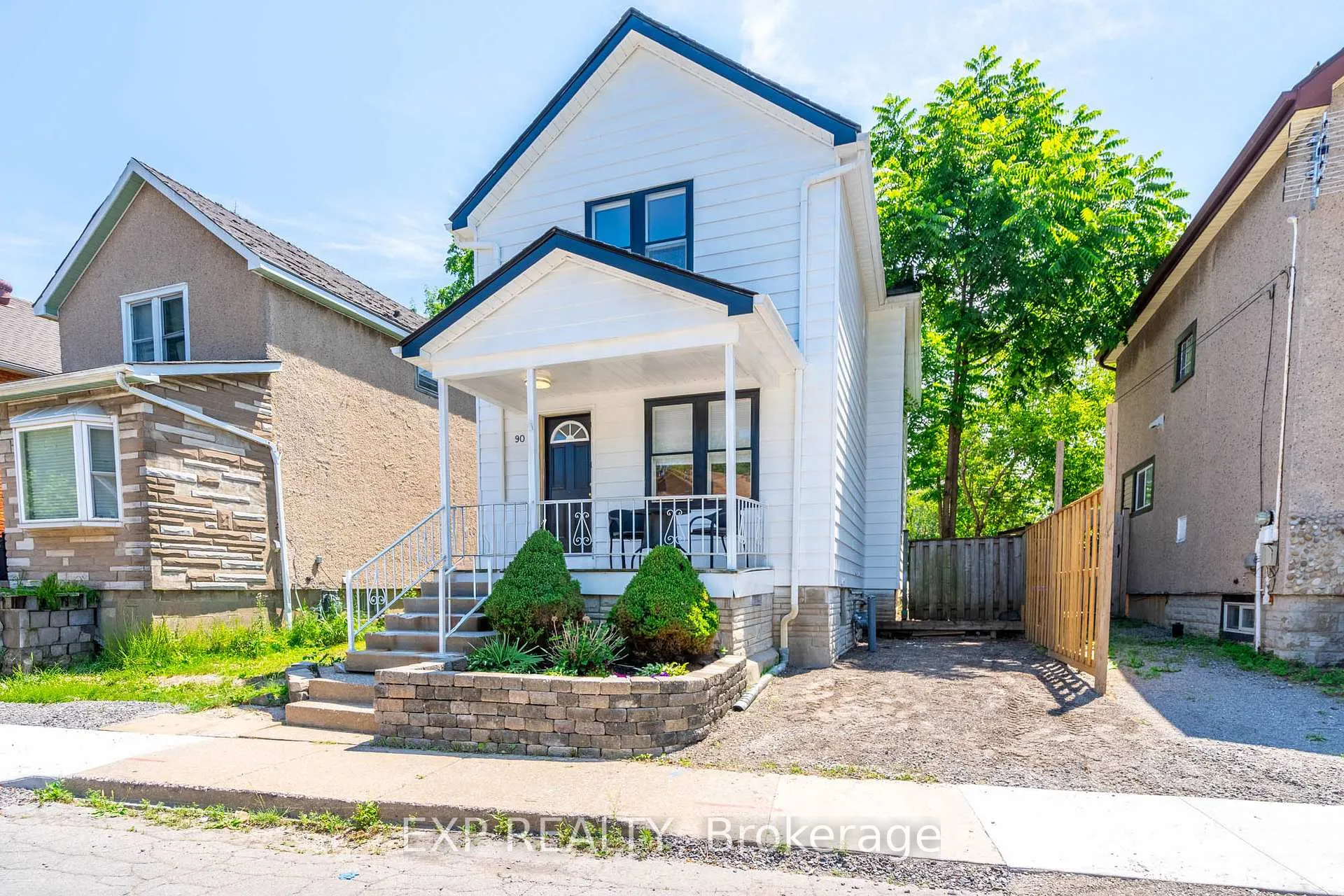 Photo 1 of 90 Margery Road, Welland, Welland Downtown — HOMEH