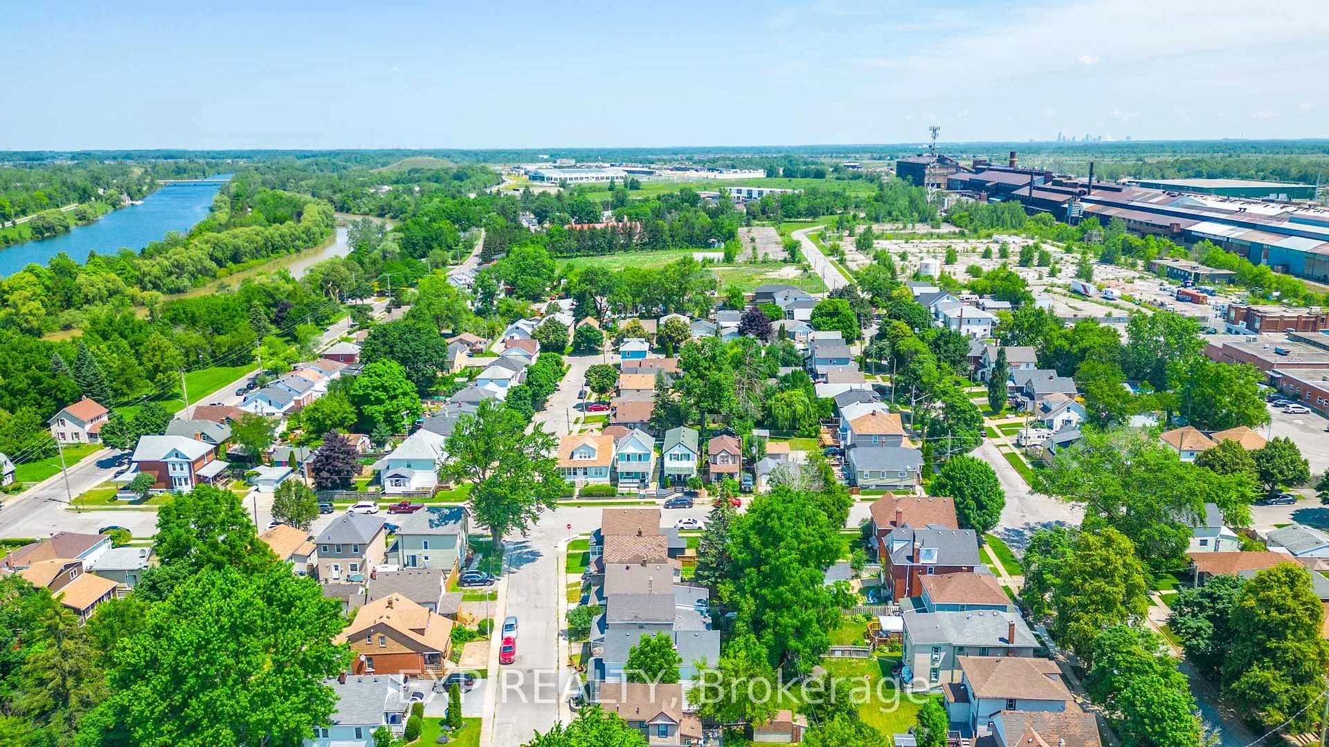 Photo 35 of 90 Margery Road, Welland, Welland Downtown — HOMEH