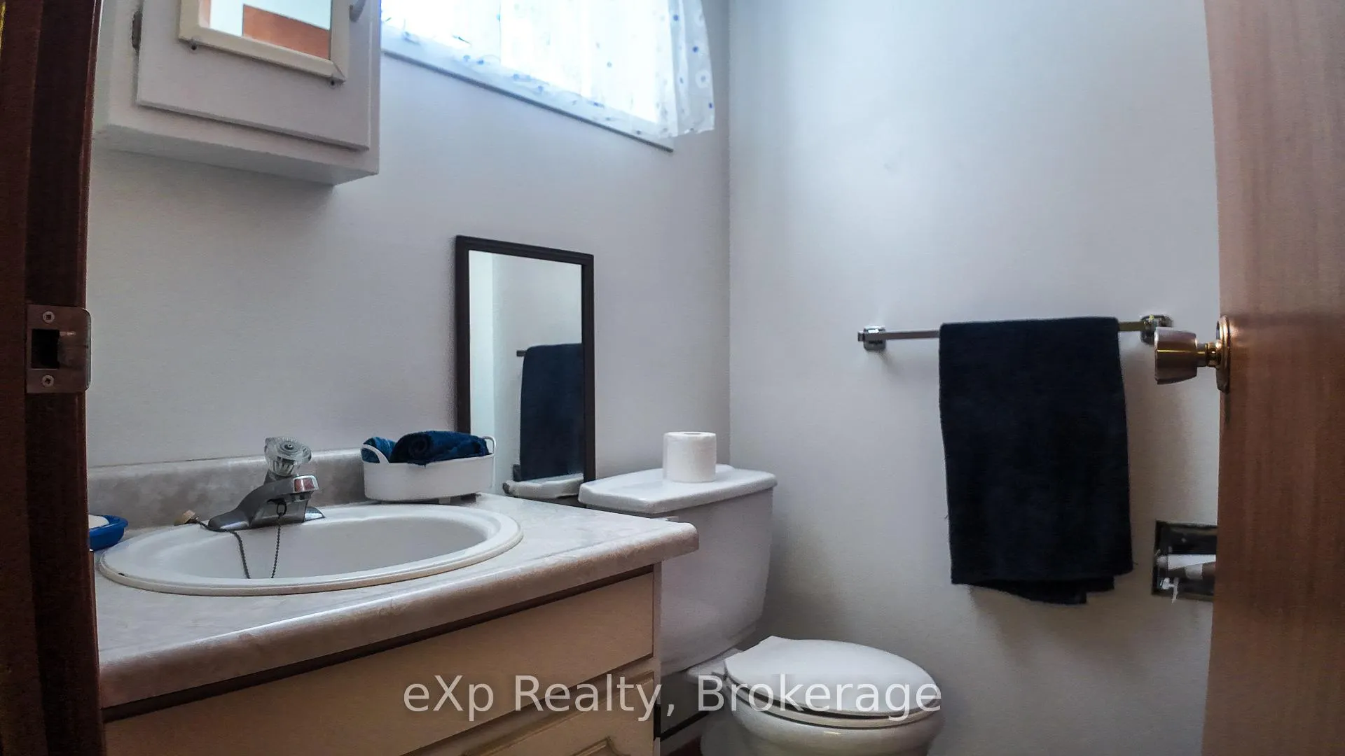 Photo 21 of 1082 West Street, Kincardine — HOMEH