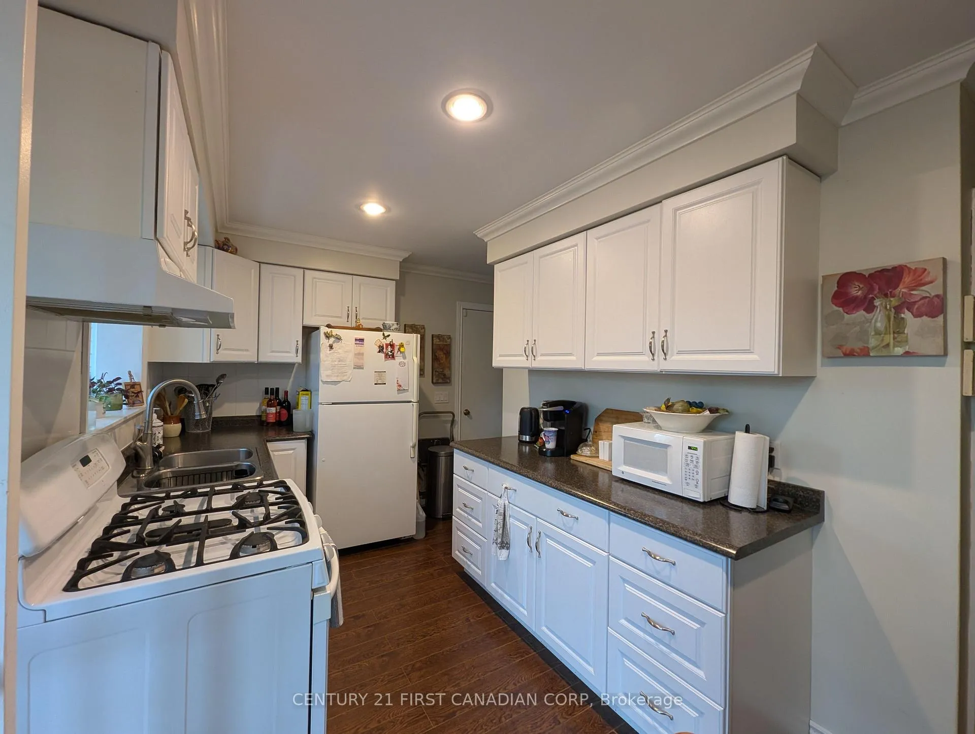 Photo 4 of 336 Drury Lane, Strathroy-Caradoc, NW — HOMEH