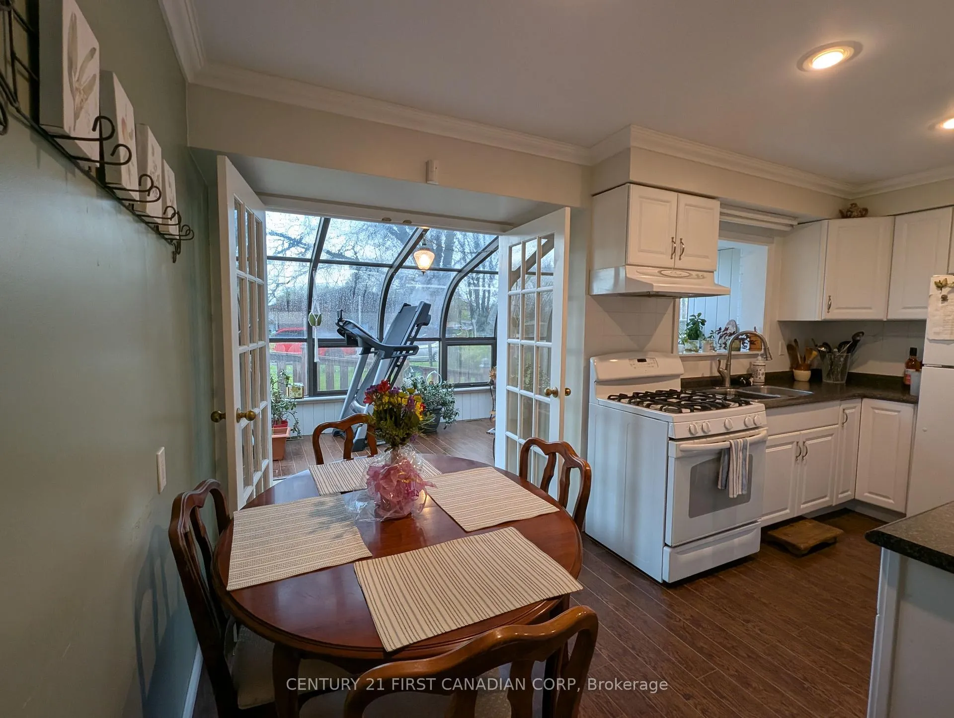 Photo 6 of 336 Drury Lane, Strathroy-Caradoc, NW — HOMEH