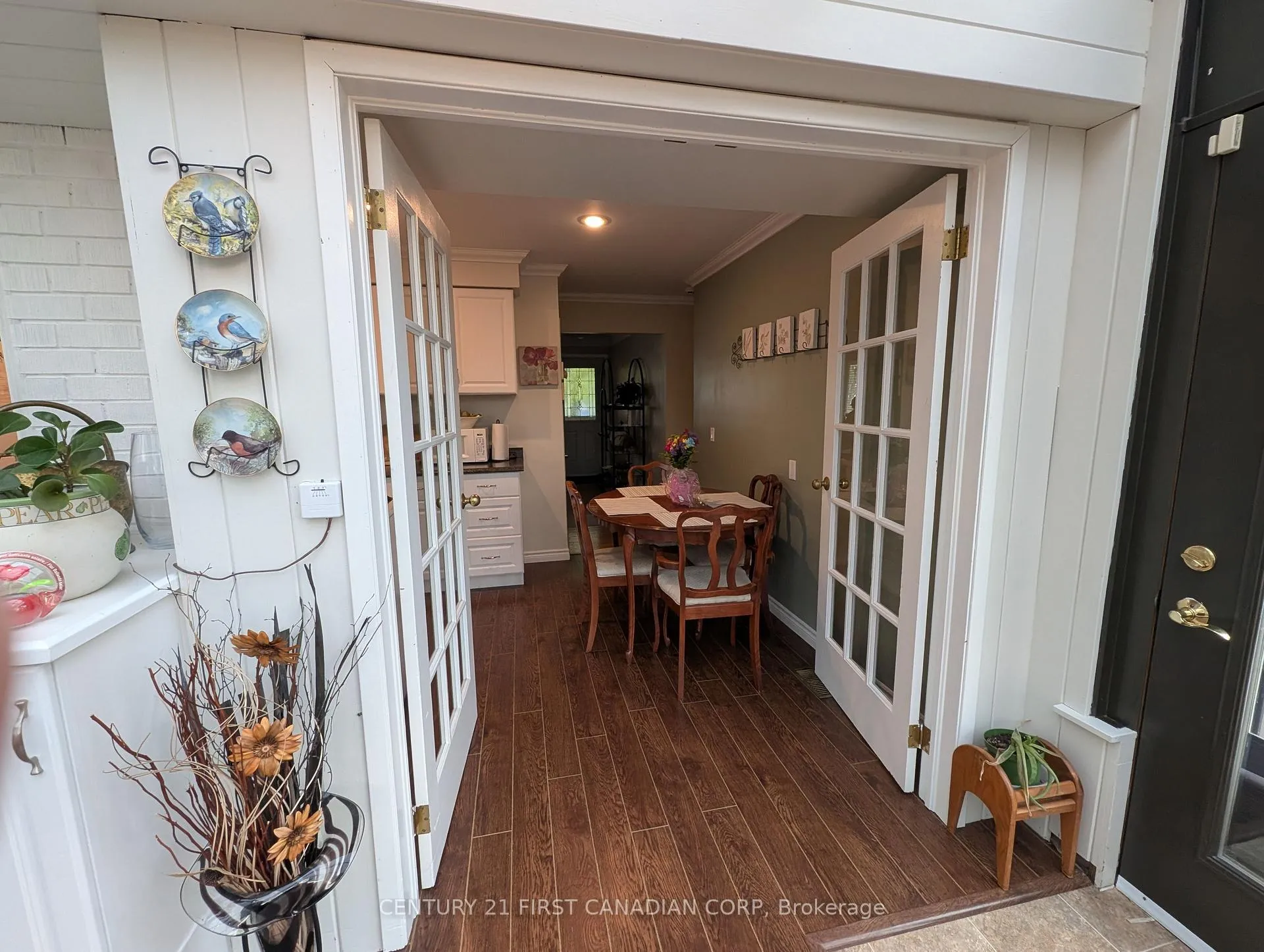 Photo 11 of 336 Drury Lane, Strathroy-Caradoc, NW — HOMEH