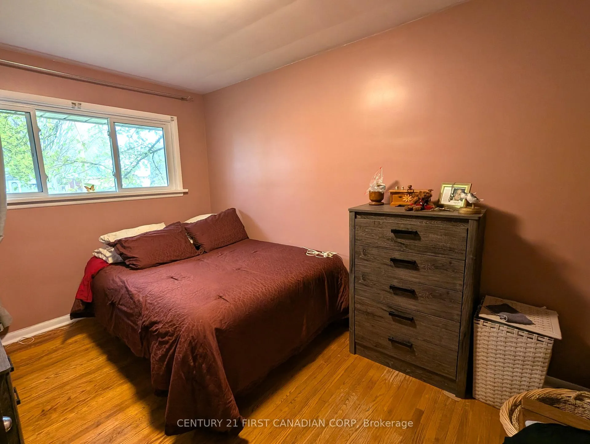 Photo 12 of 336 Drury Lane, Strathroy-Caradoc, NW — HOMEH