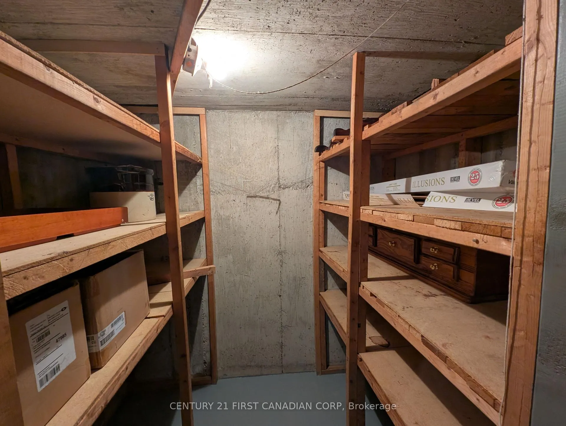 Photo 17 of 336 Drury Lane, Strathroy-Caradoc, NW — HOMEH
