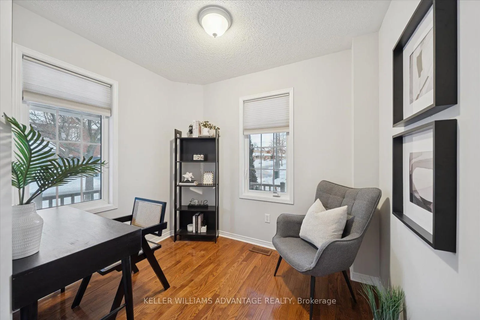 Photo 14 of 90 Collis Drive, Aurora, Bayview Northeast — HOMEH