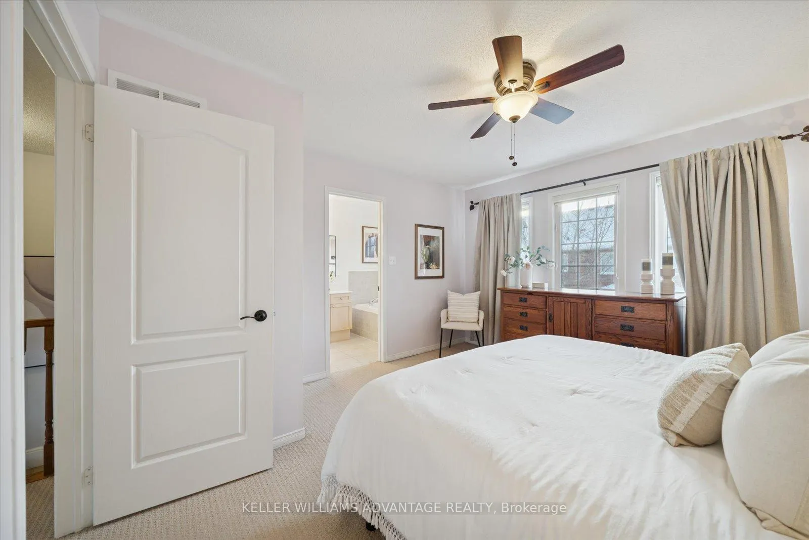 Photo 19 of 90 Collis Drive, Aurora, Bayview Northeast — HOMEH