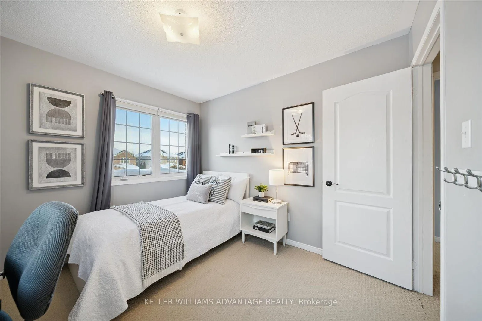 Photo 24 of 90 Collis Drive, Aurora, Bayview Northeast — HOMEH