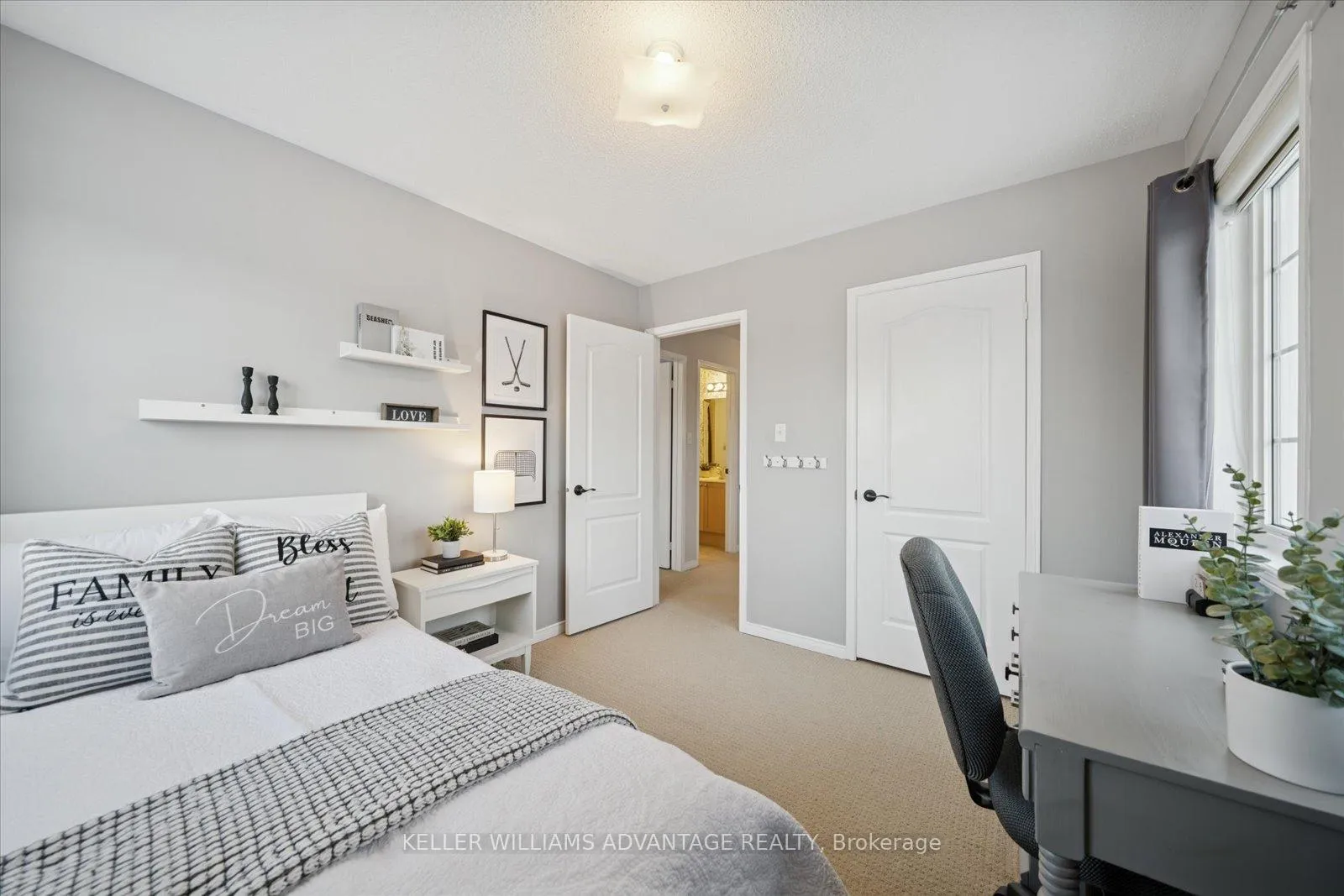 Photo 25 of 90 Collis Drive, Aurora, Bayview Northeast — HOMEH