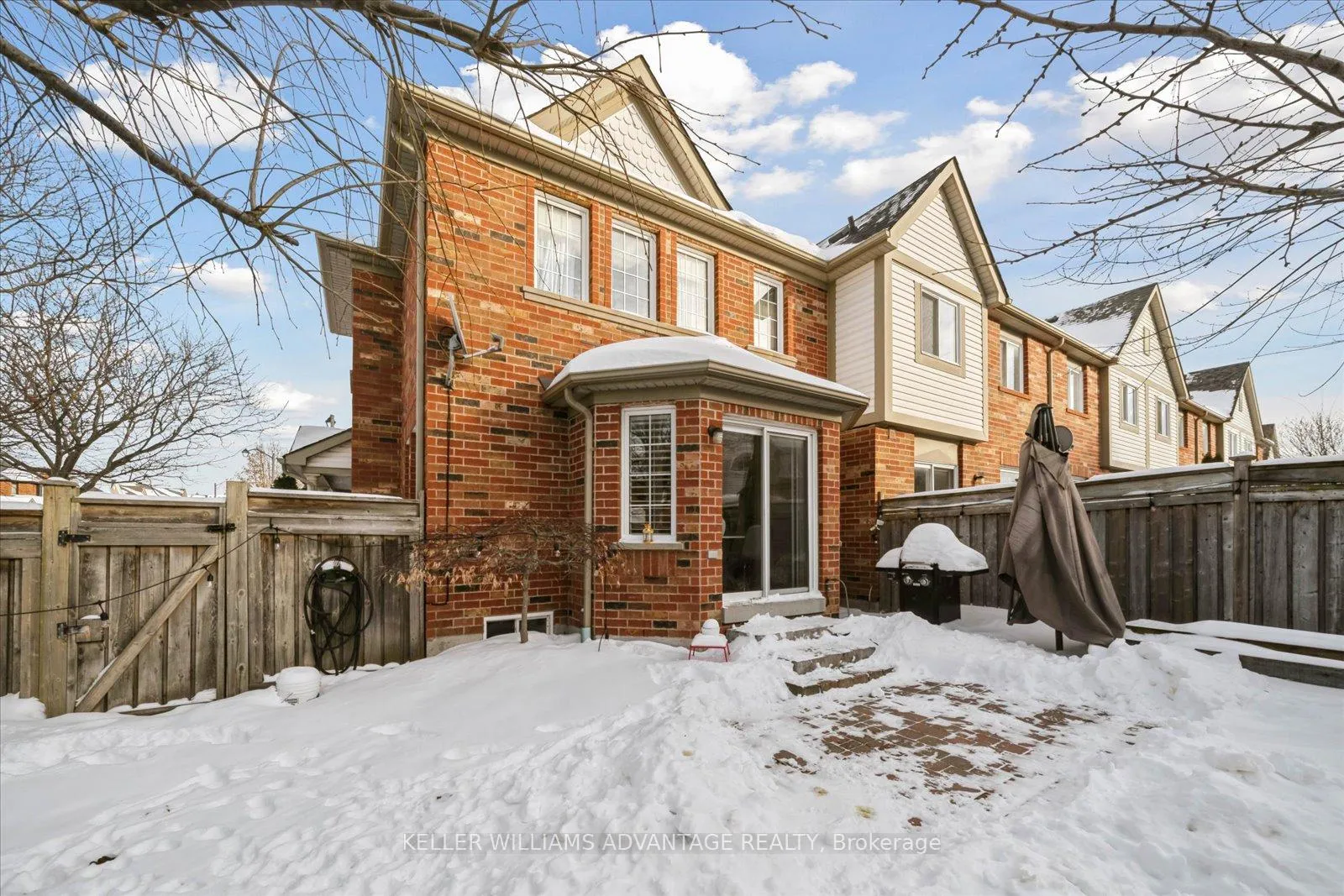 Photo 34 of 90 Collis Drive, Aurora, Bayview Northeast — HOMEH