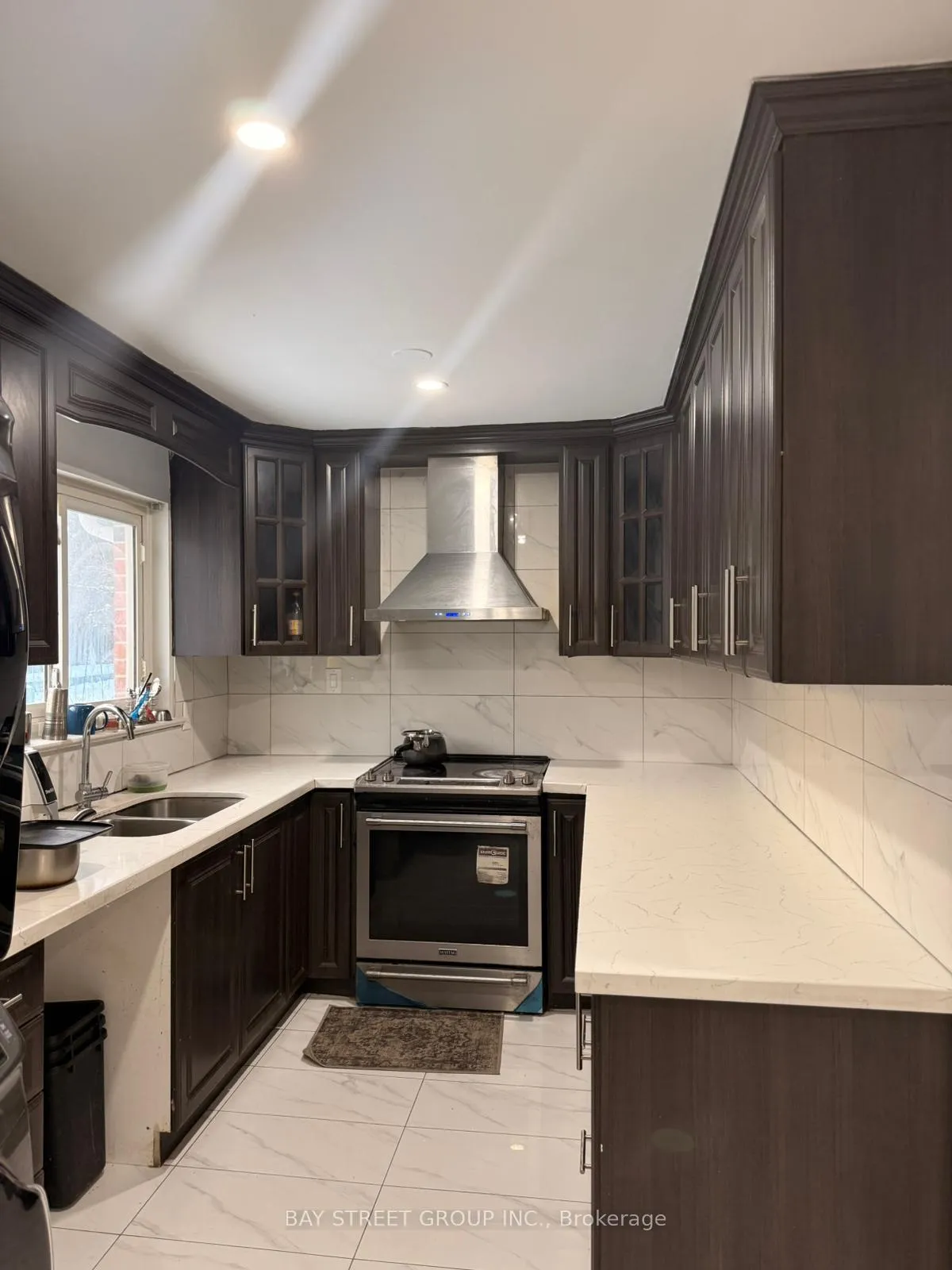 Photo 7 of 193 Mcmurchy Avenue S, Brampton, Brampton South — HOMEH